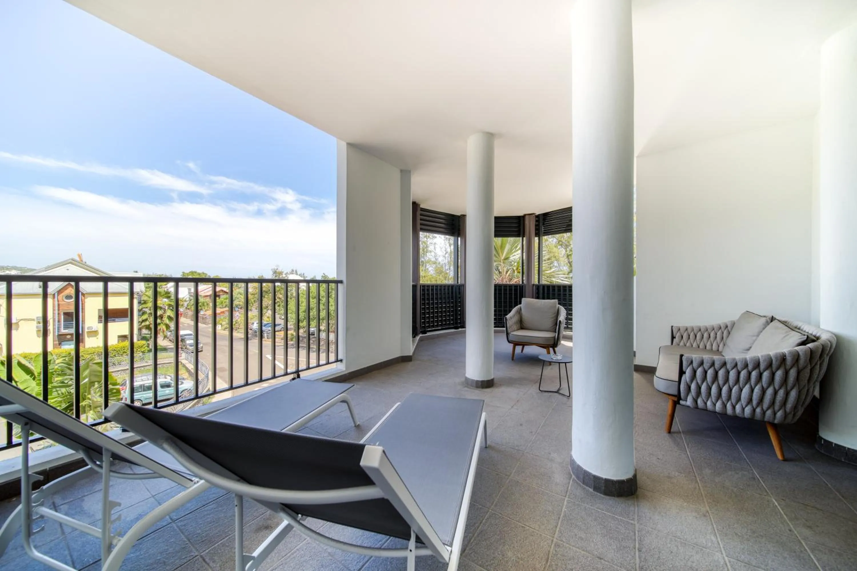 Two-Bedroom Apartment - Disability Access in Résidence Santa Apolonia