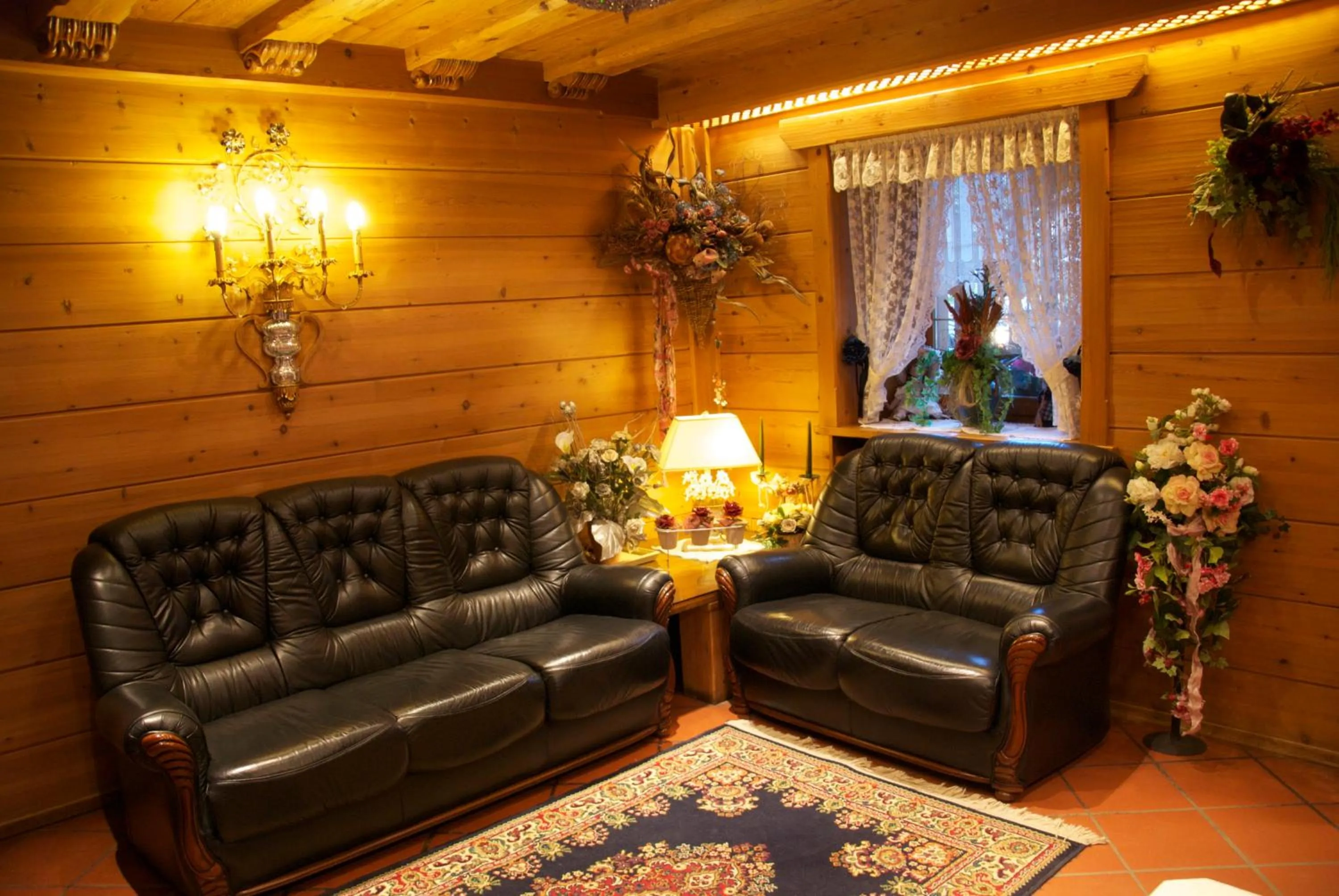 Living room in Albergo Genziana