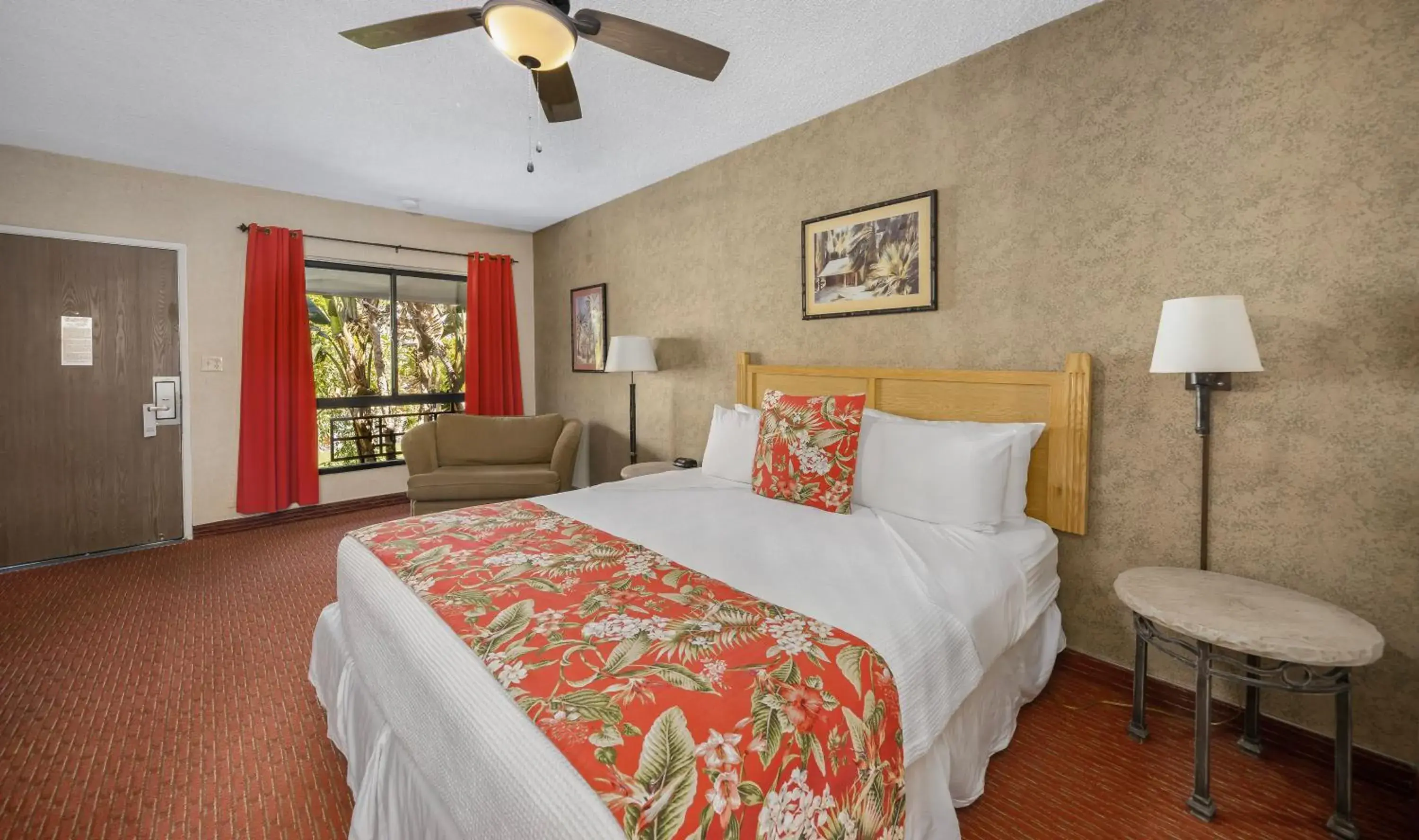 Bed in Caliente Tropics Bed in Caliente Tropics