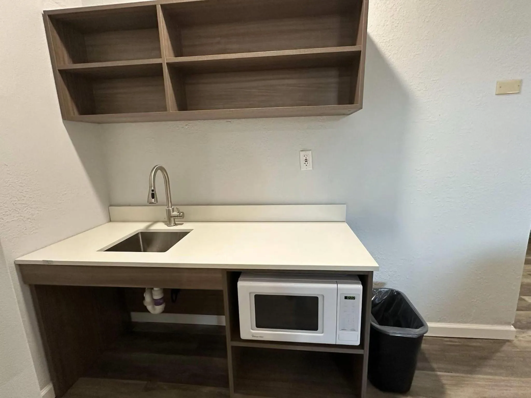 Bedroom in Suburban Studios Newport News - Hampton