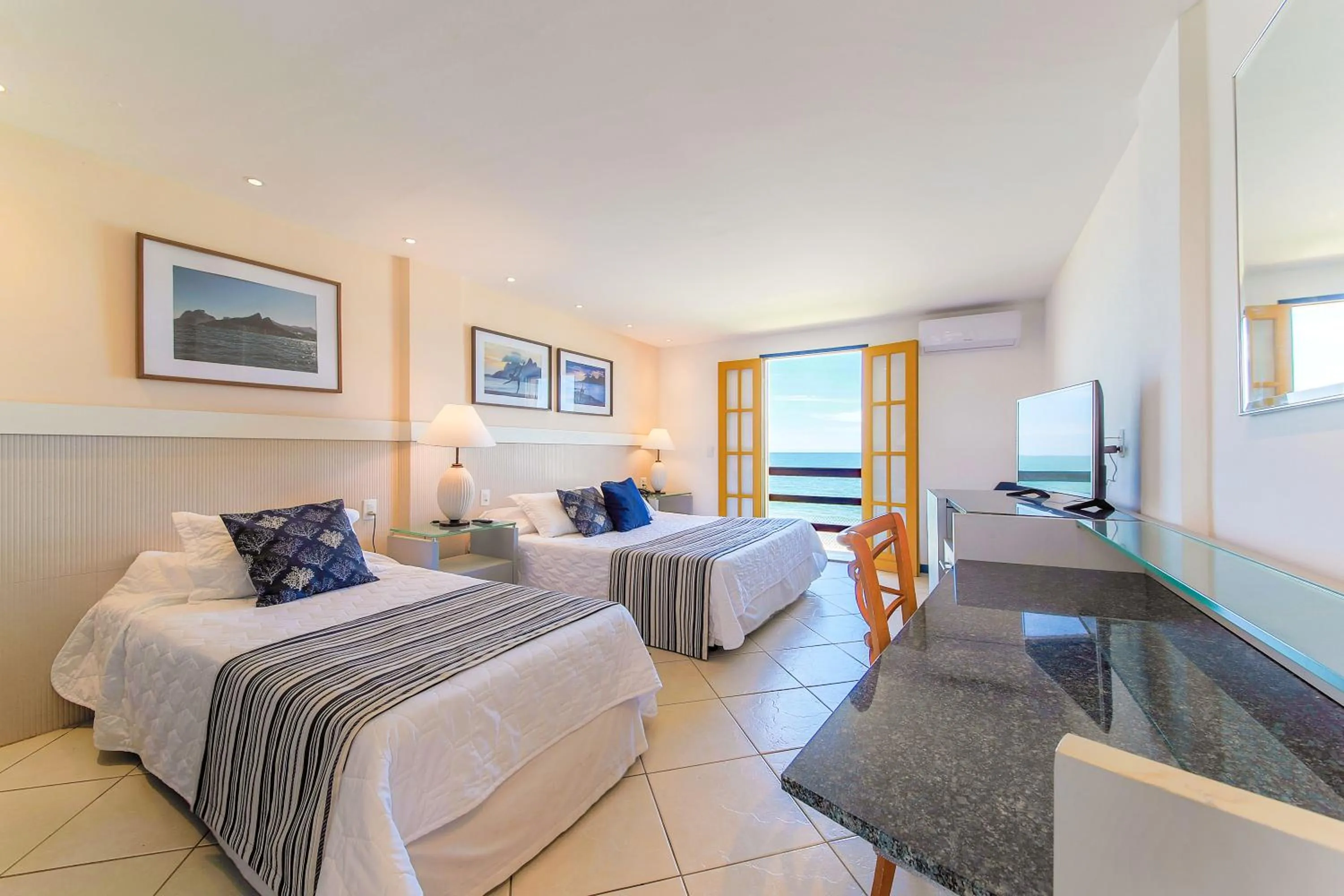 Photo of the whole room, Bed in Hotel Vilarejo Praia All Inclusive