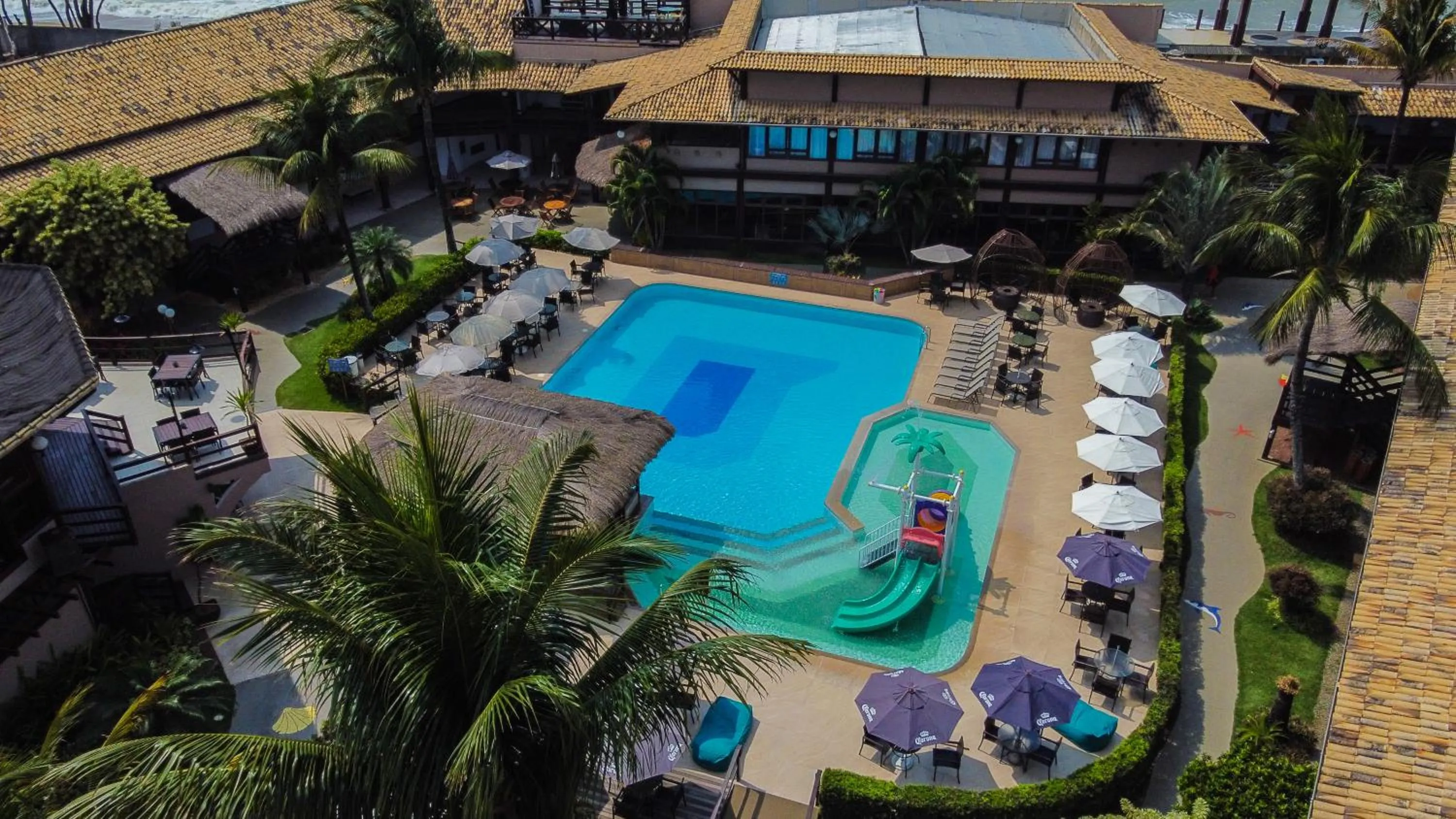 Swimming pool in Hotel Vilarejo Praia All Inclusive