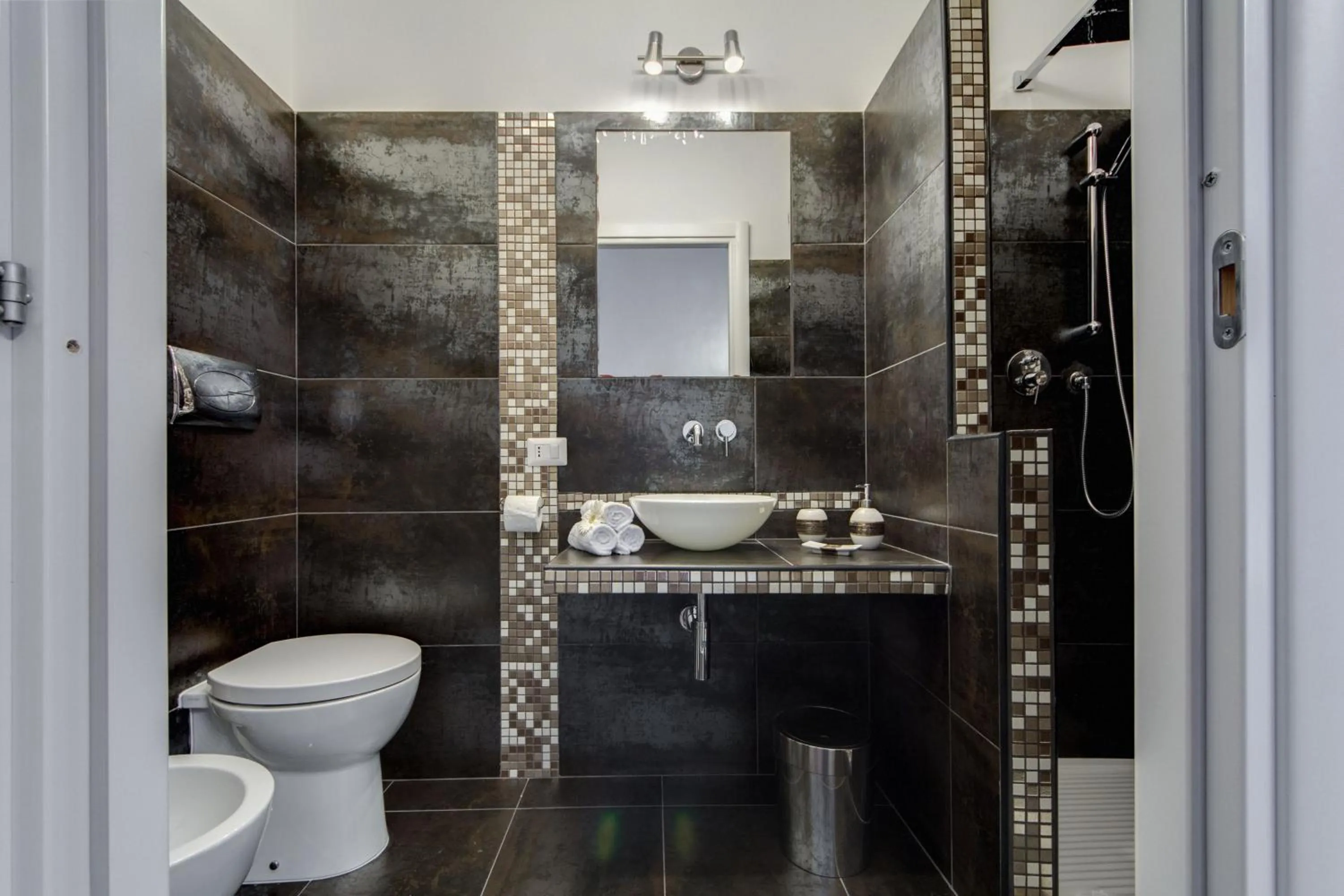 Bathroom in B&B Colosseo Panoramic Rooms