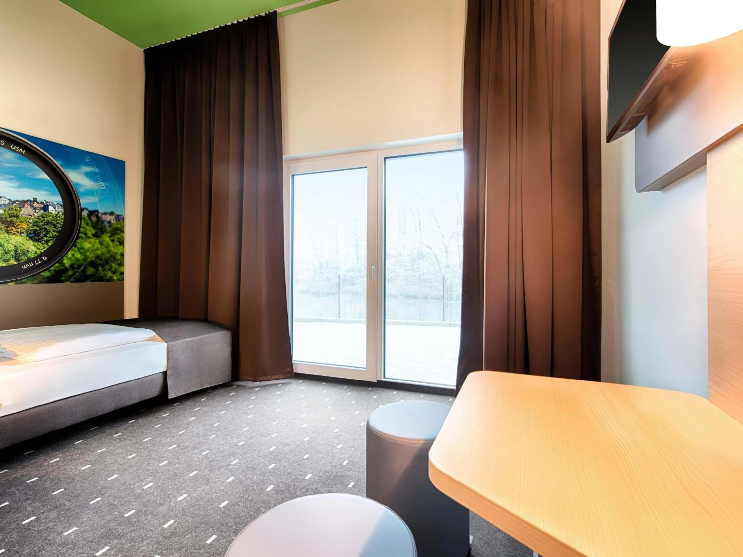 Photo of the whole room, Bed in B&B Hotel Wetzlar