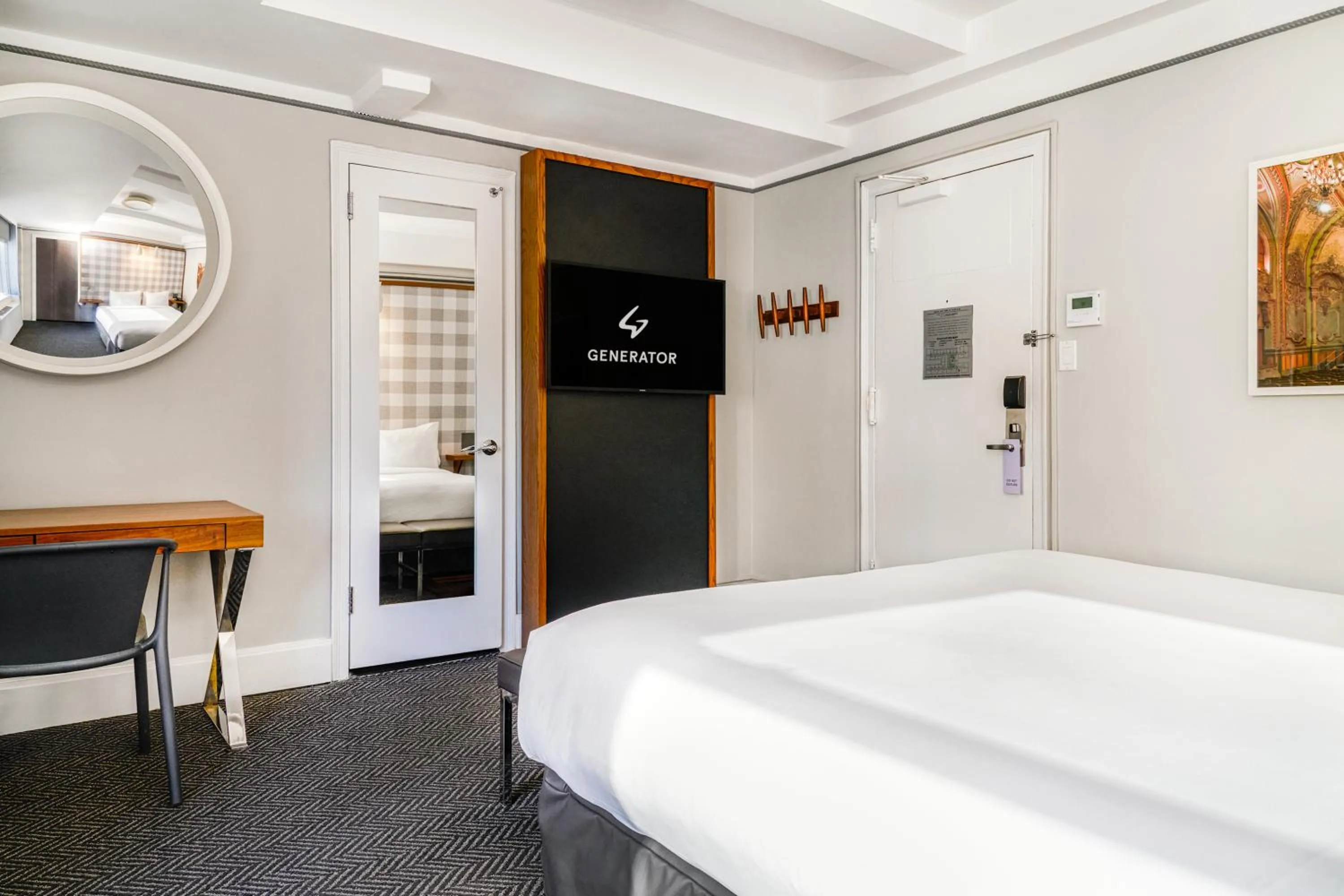 Bed in Paramount Times Square - A Generator Hotel