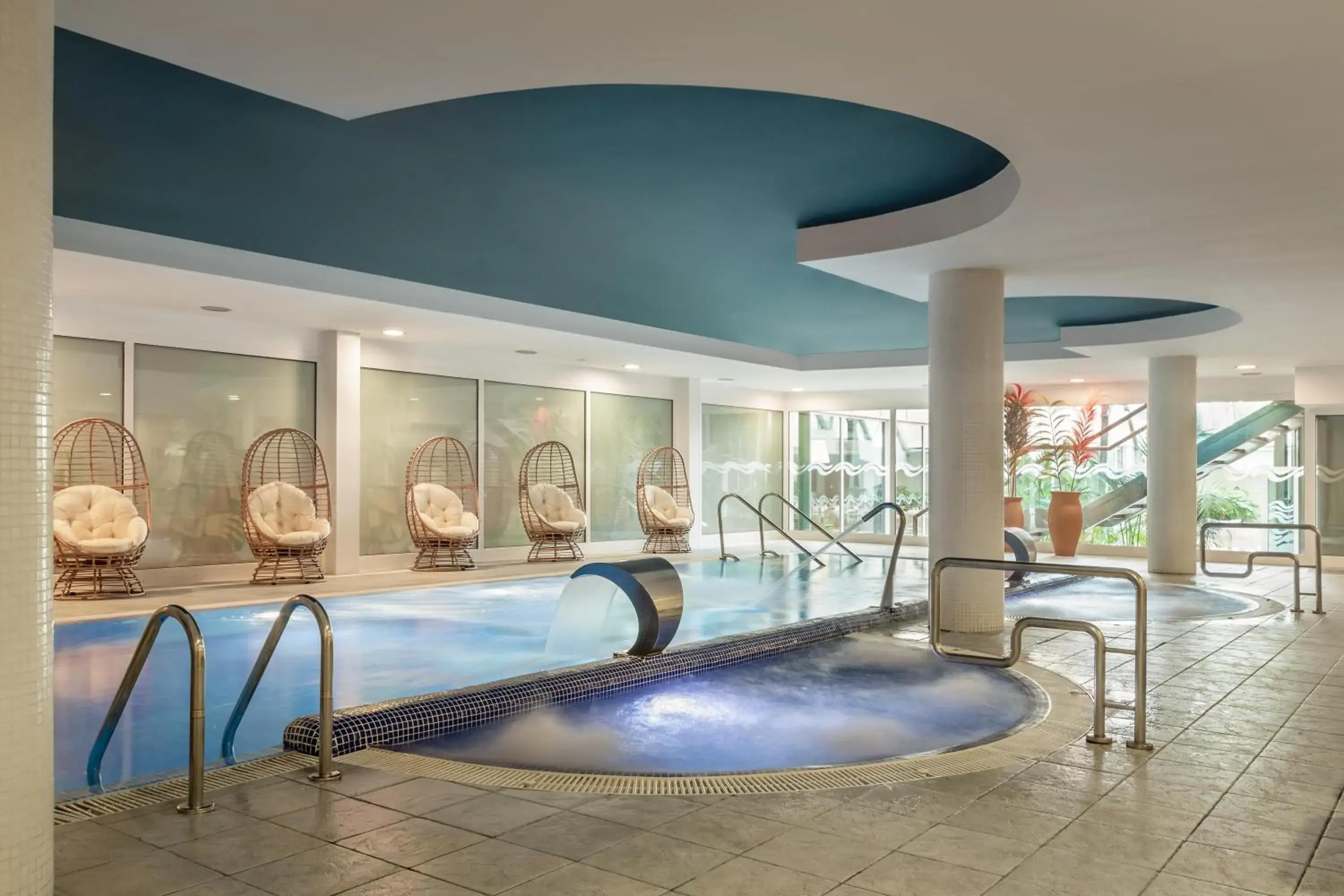 Swimming pool in ALEGRIA Caprici Verd 4 Sup Swimming pool in ALEGRIA Caprici Verd 4 Sup