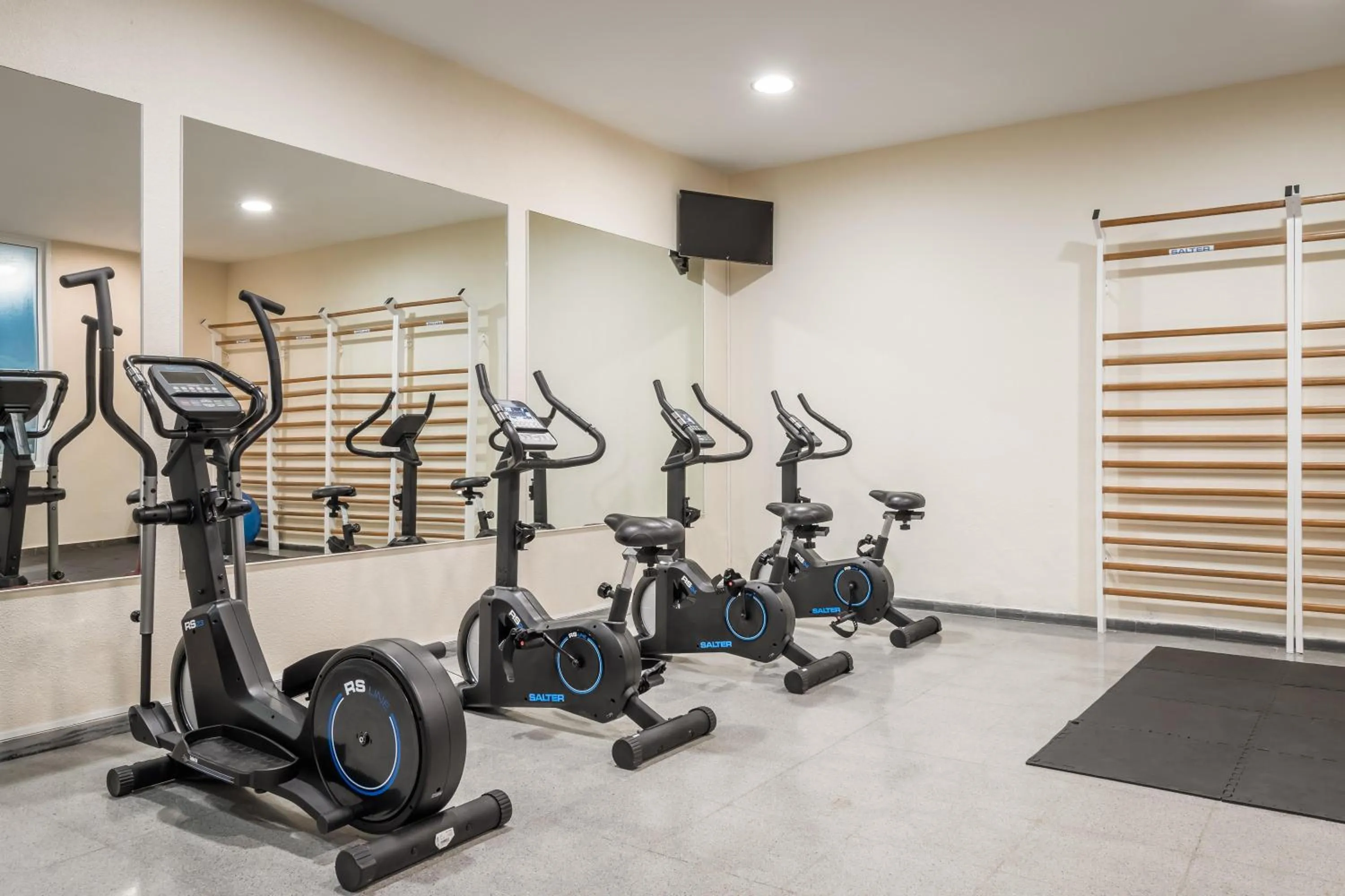 Activities in ALEGRIA Caprici Verd 4 Sup