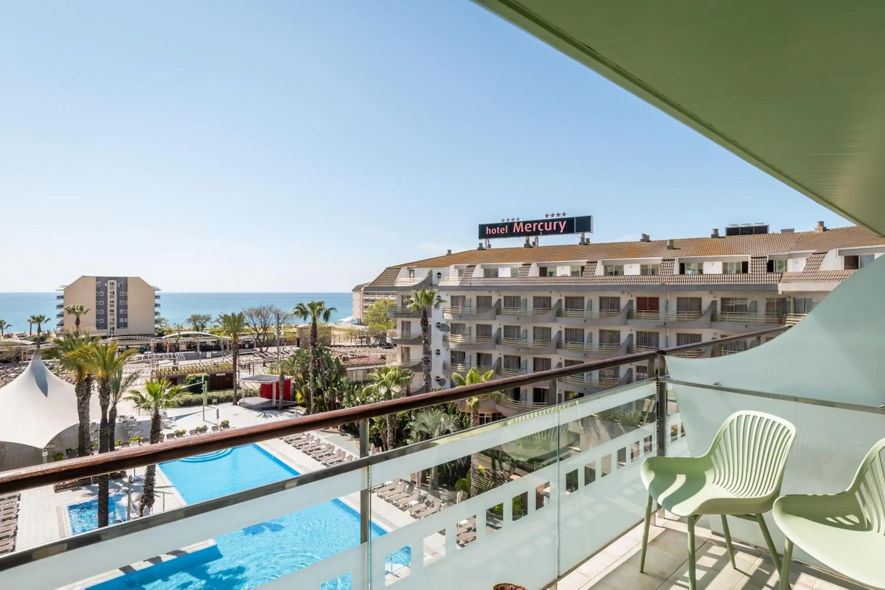 Standard Quadruple Room in ALEGRIA Caprici Verd 4 Sup Standard Quadruple Room in ALEGRIA Caprici Verd 4 Sup