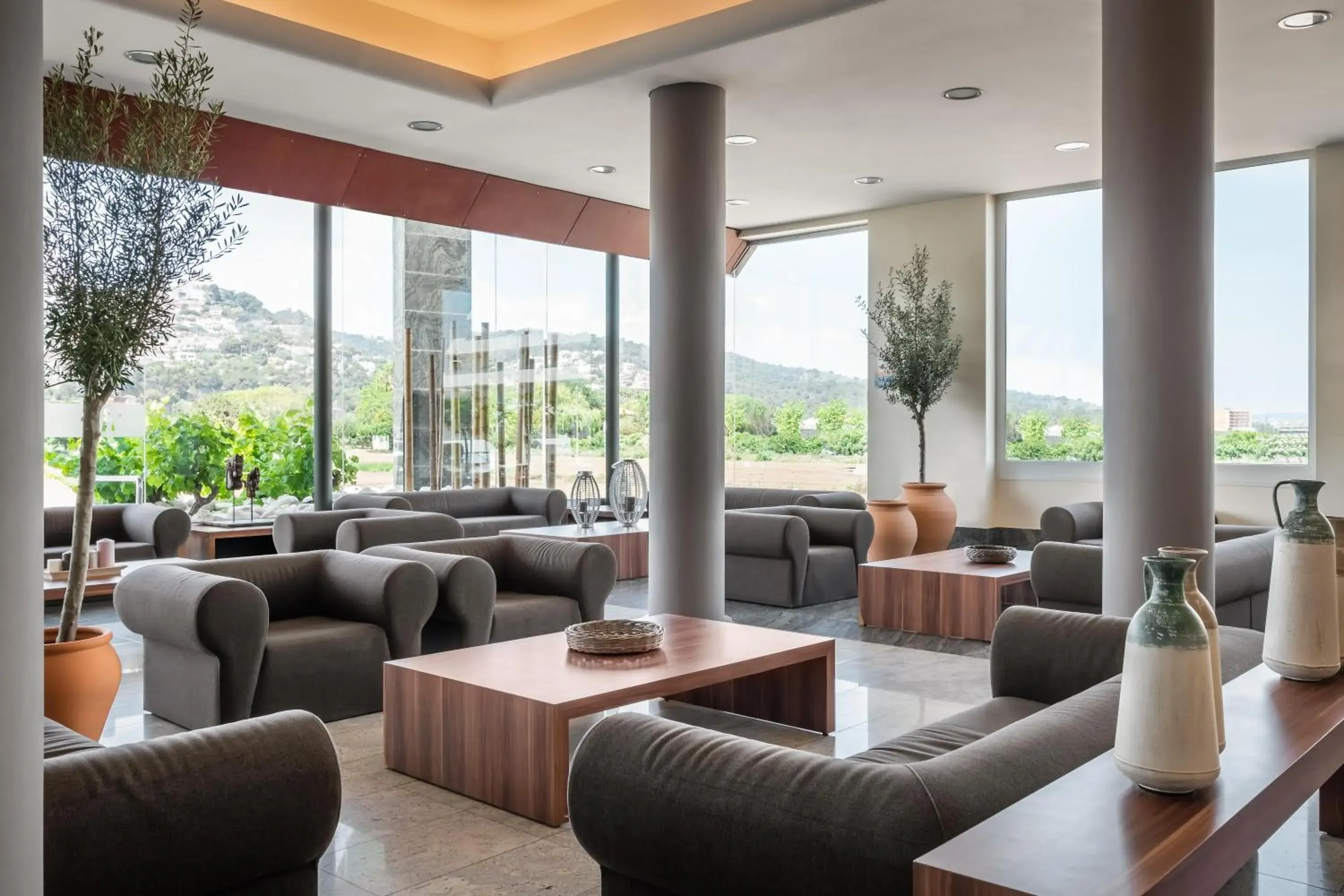 Lobby or reception in ALEGRIA Caprici Verd 4 Sup Lobby or reception in ALEGRIA Caprici Verd 4 Sup