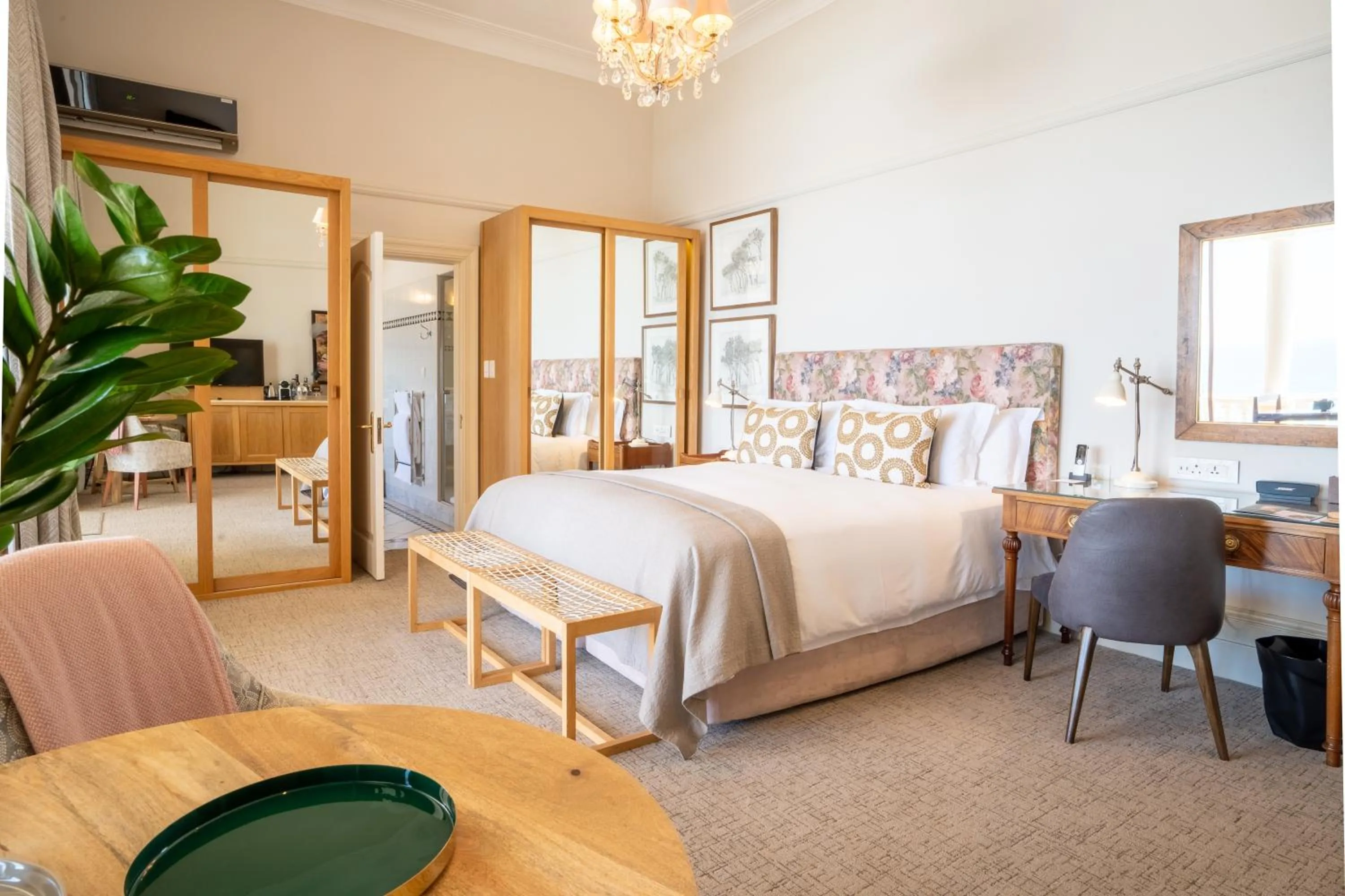 Bedroom, Bed in Ellerman House