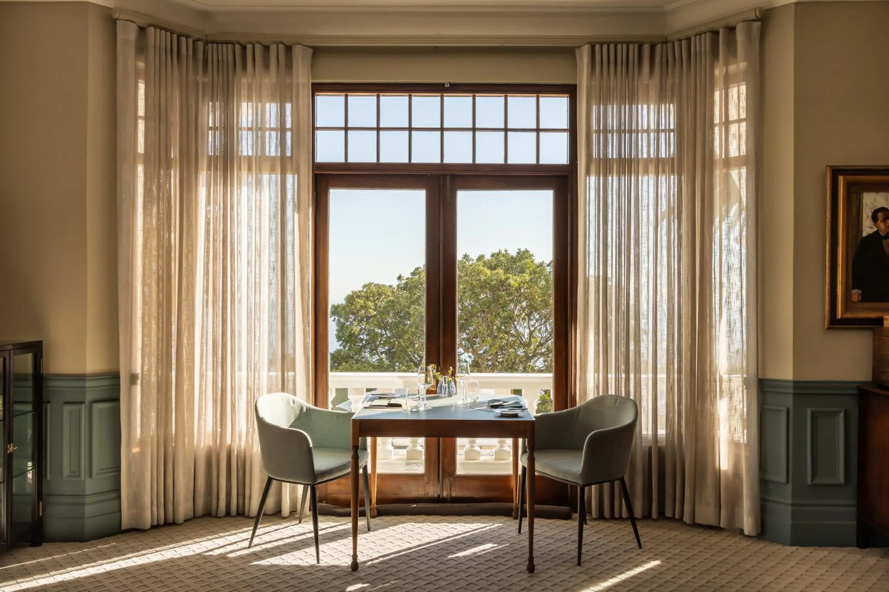 Restaurant/places to eat in Ellerman House