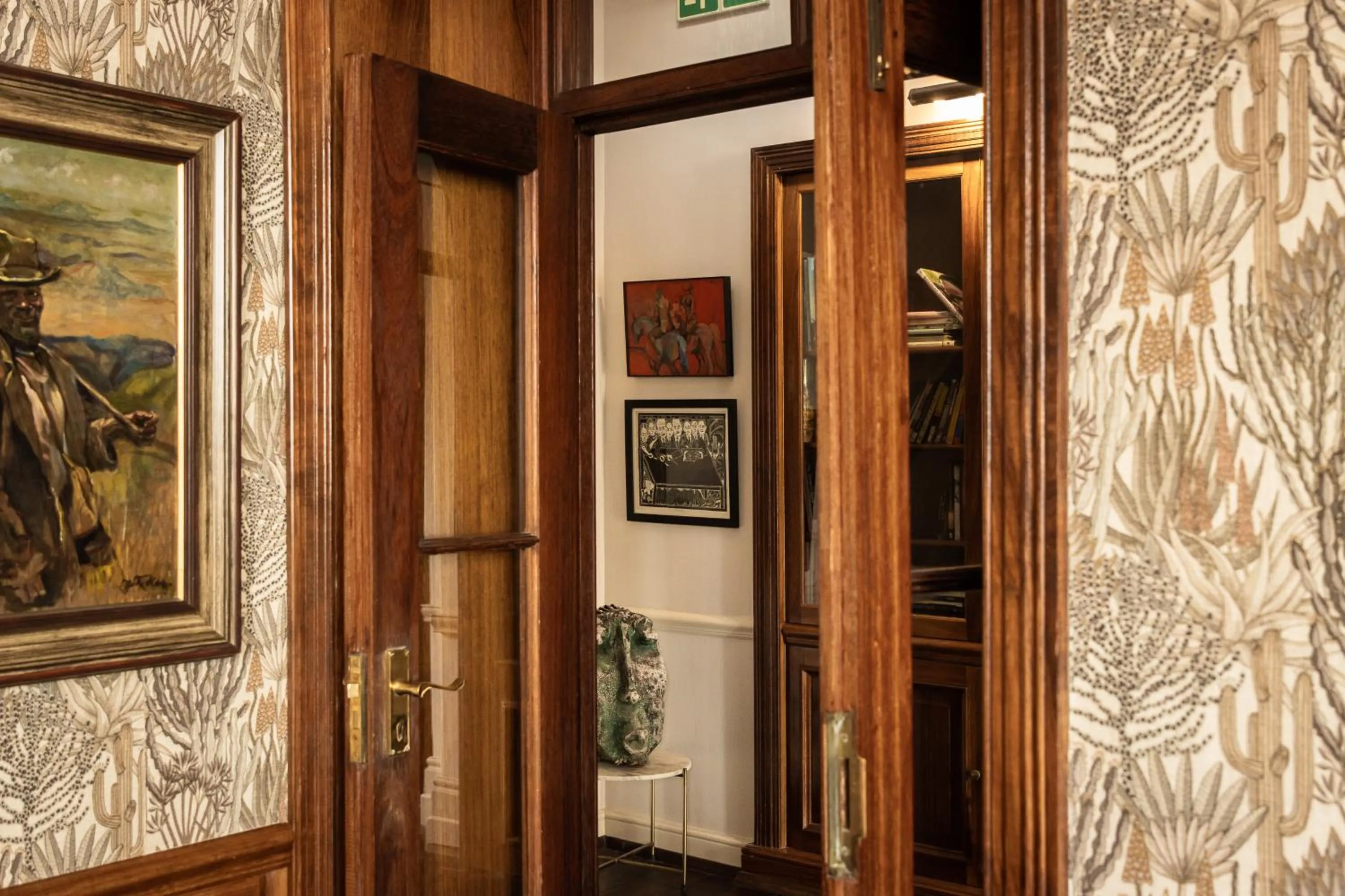 Library in Ellerman House