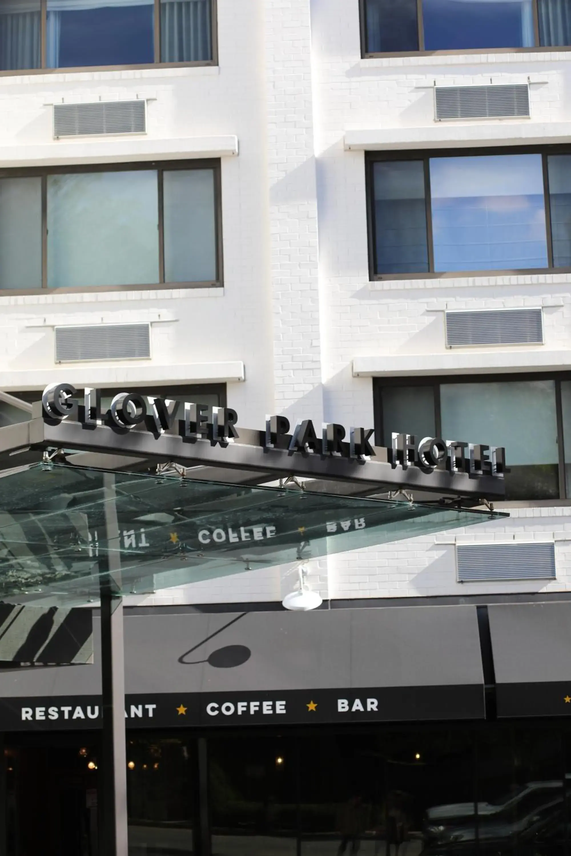 Property building in Glover Park Hotel Georgetown Property building in Glover Park Hotel Georgetown