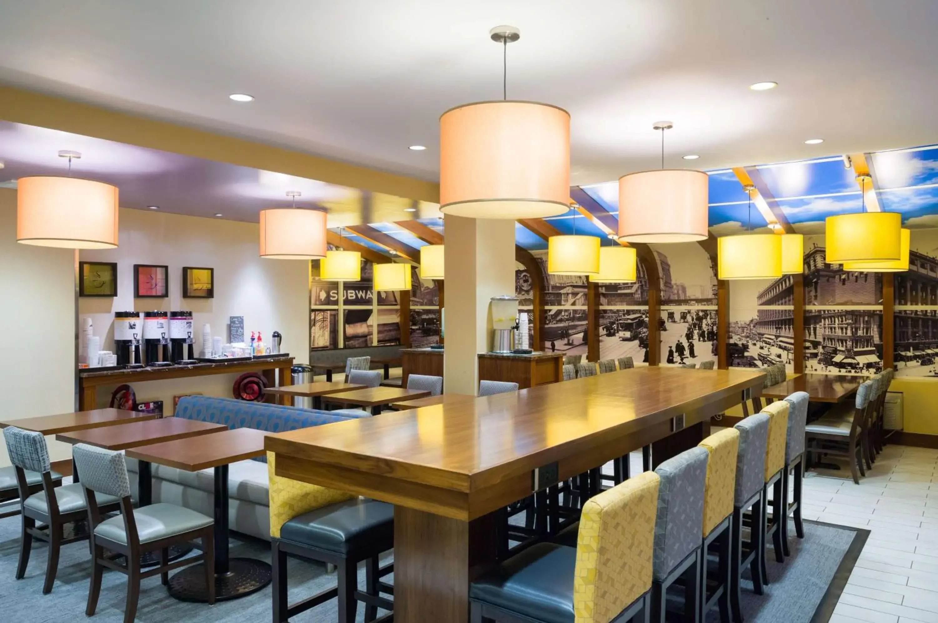 Breakfast in Hampton Inn Madison Square Garden Breakfast in Hampton Inn Madison Square Garden