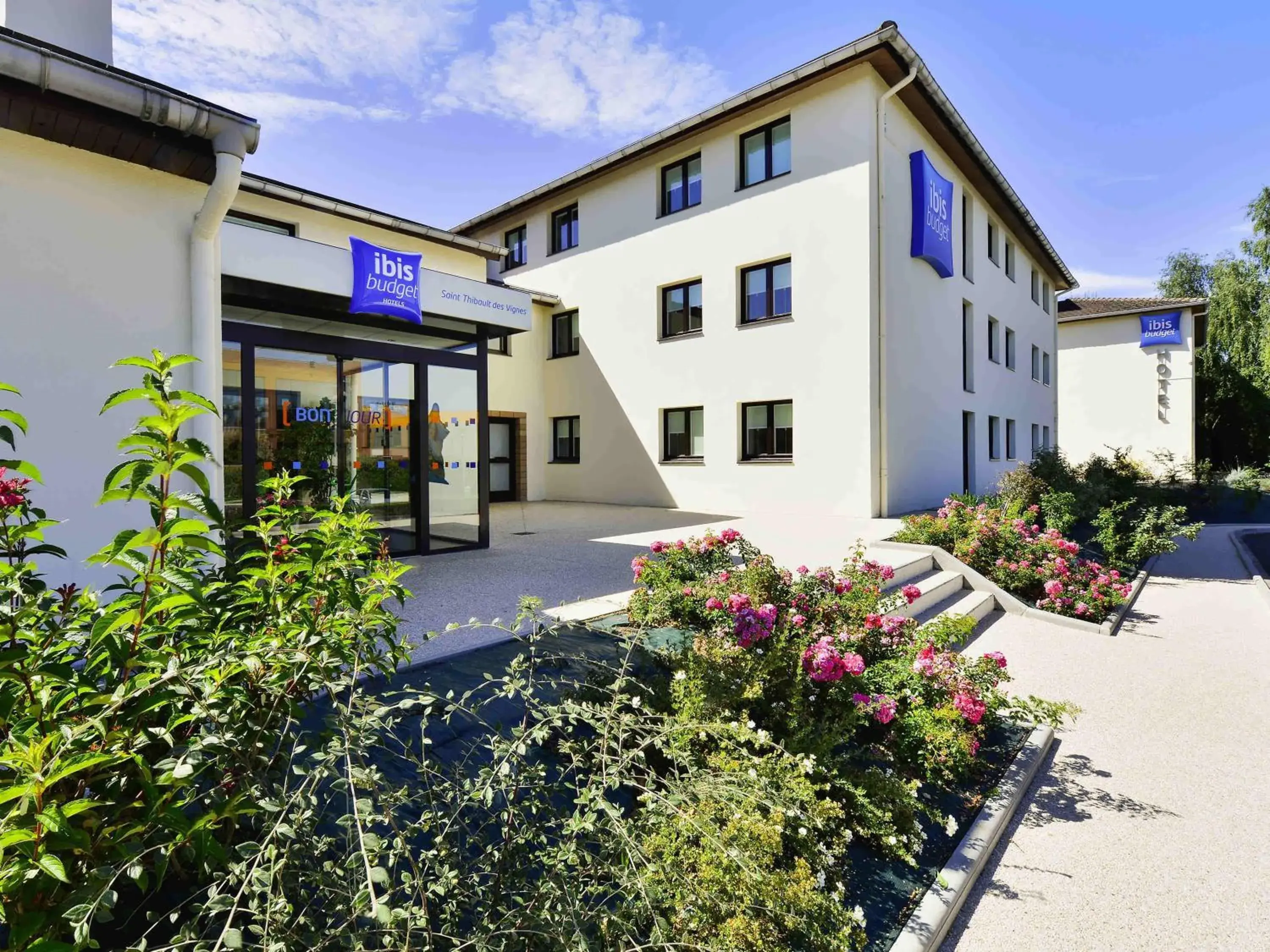 Property building in ibis budget Marne la Vallée Property building in ibis budget Marne la Vallée