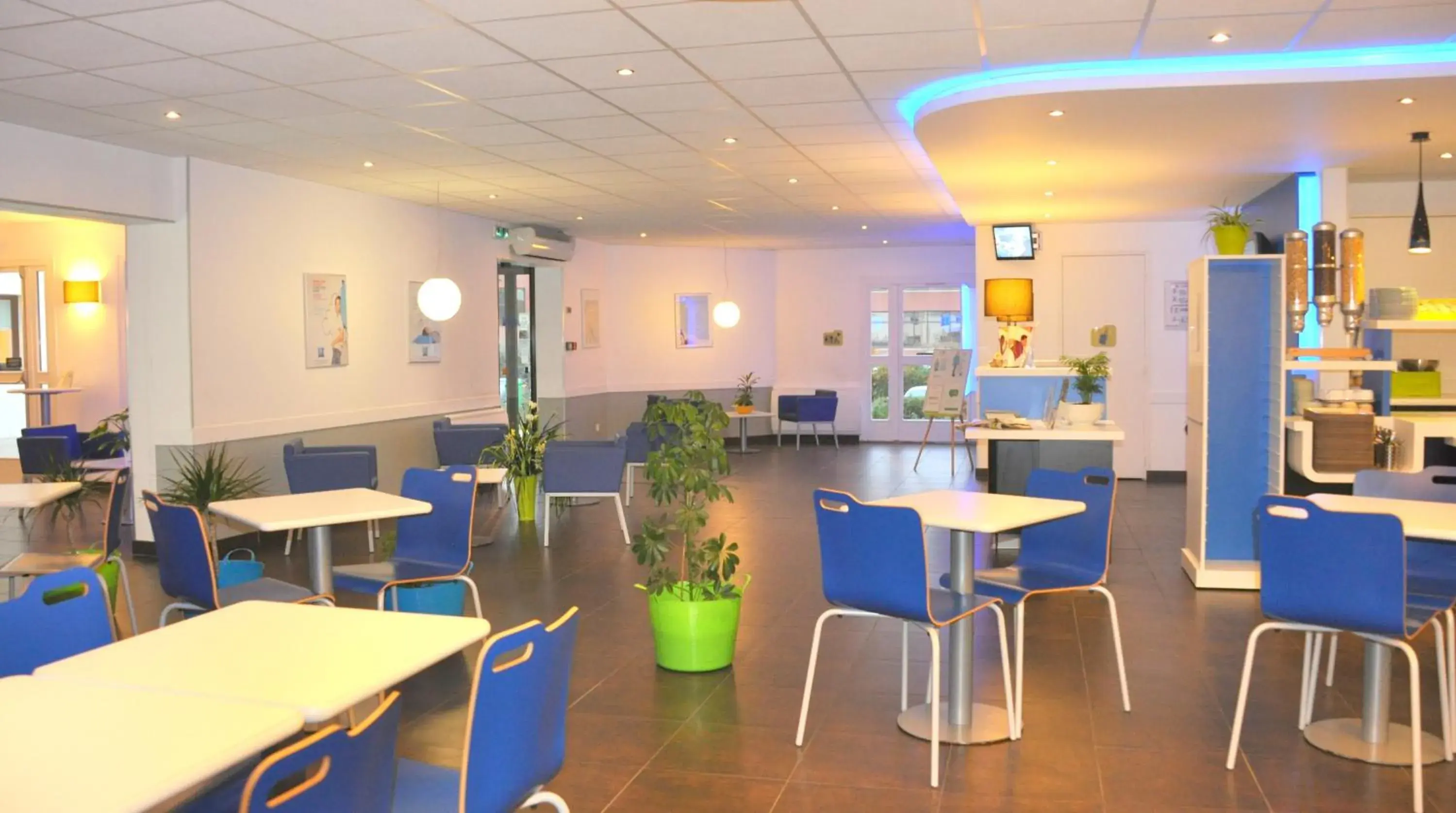 Restaurant/places to eat in ibis budget Marne la Vallée Restaurant/places to eat in ibis budget Marne la Vallée