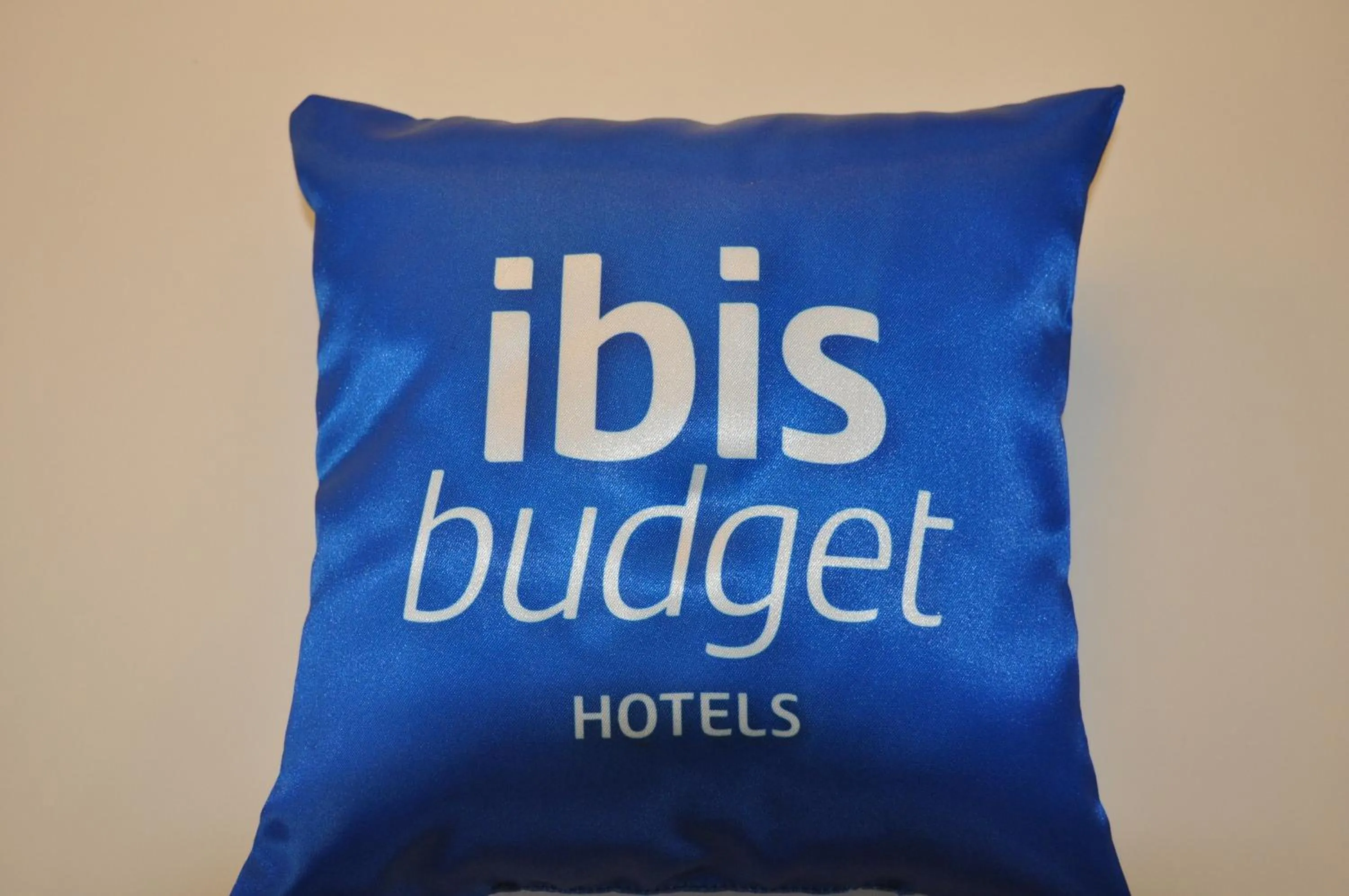 Logo/Certificate/Sign in ibis budget Marne la Vallée
