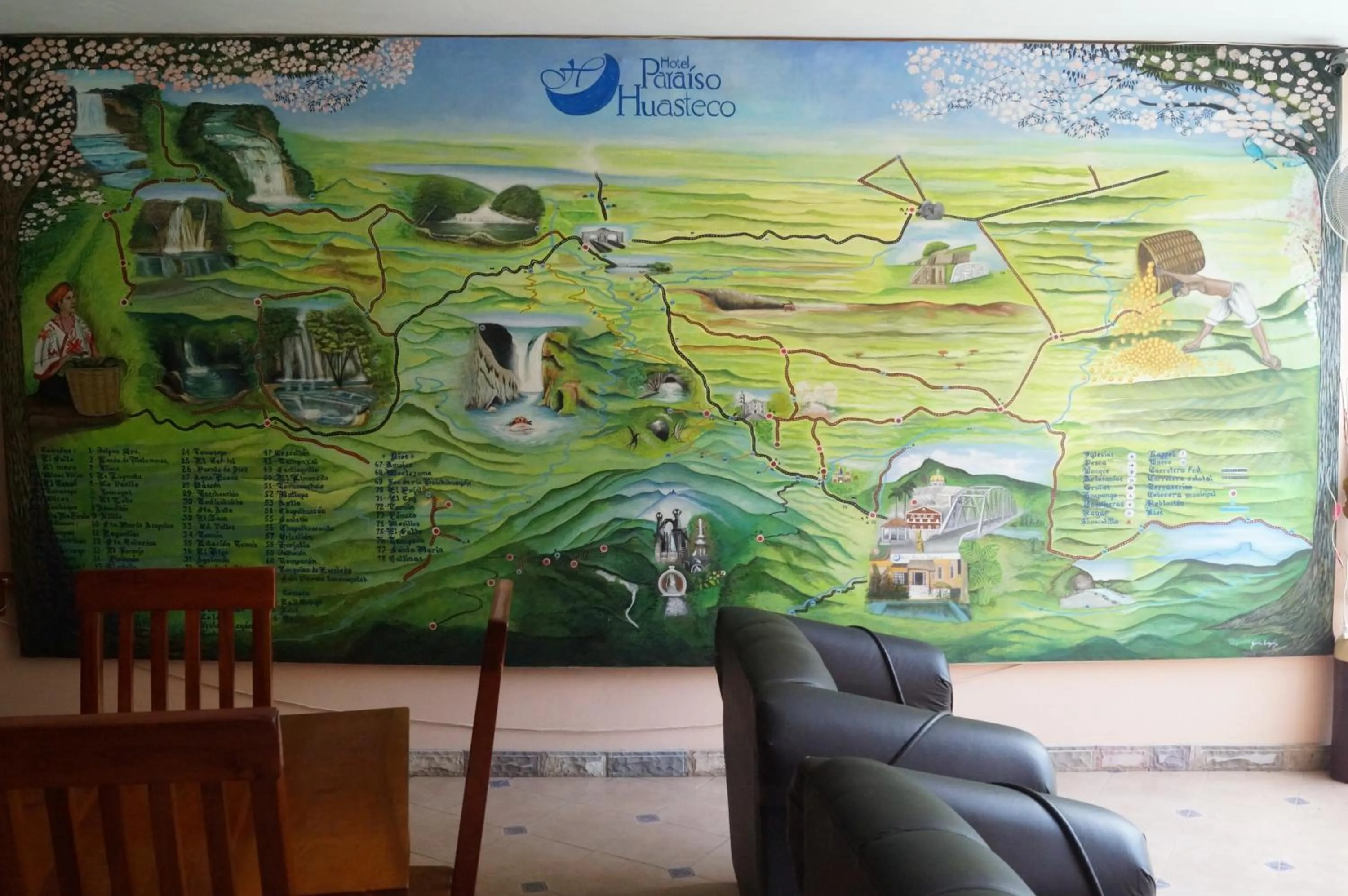 Living room in Hotel Paraiso Huasteco