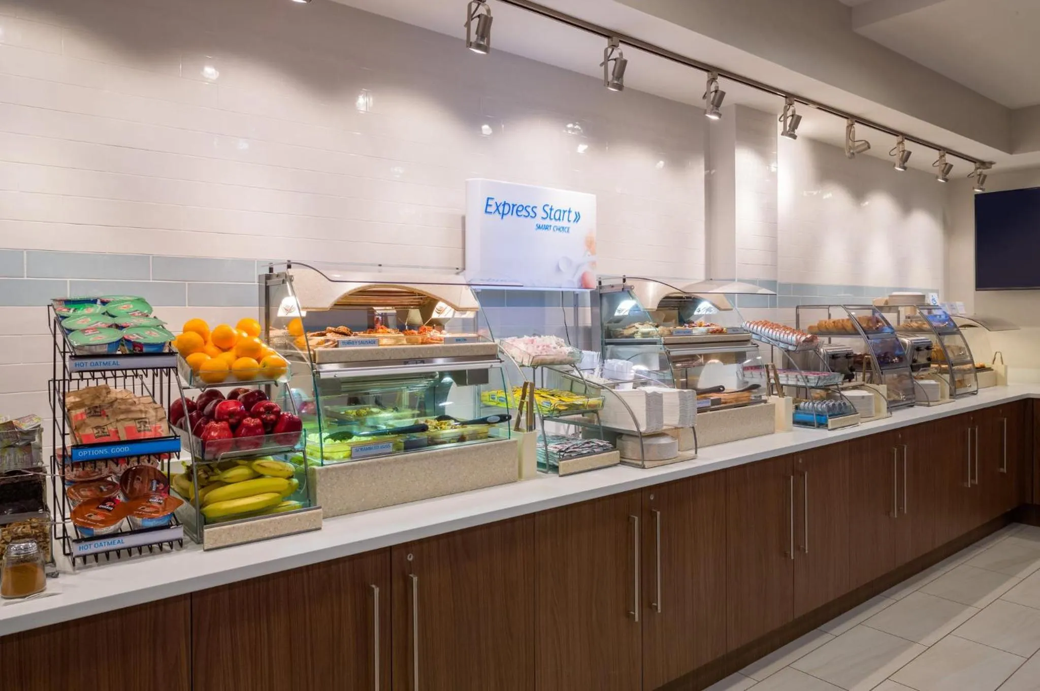 Breakfast in Holiday Inn Express NYC Chelsea - NoMad Area by IHG