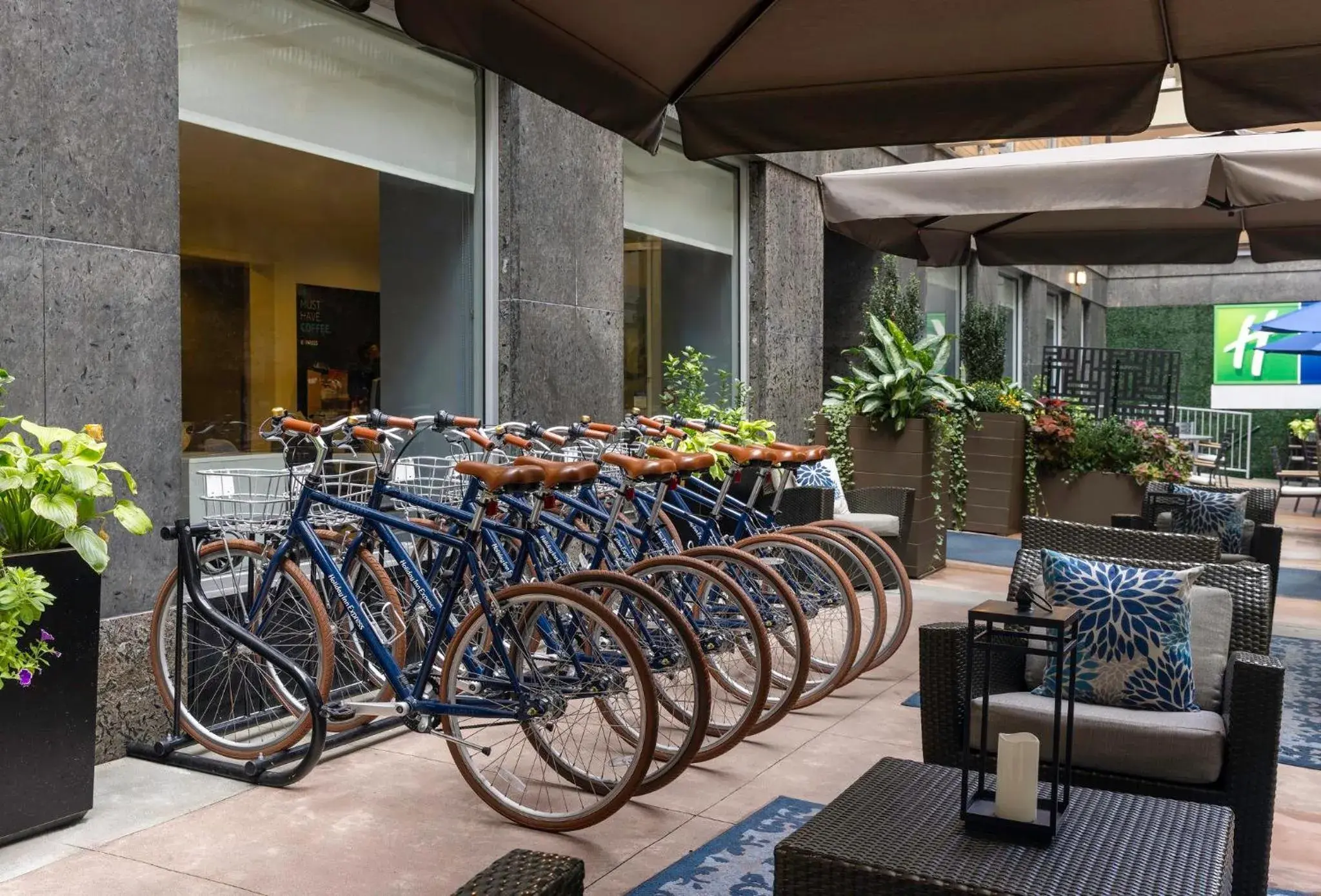 Property building in Holiday Inn Express NYC Chelsea - NoMad Area by IHG Property building in Holiday Inn Express NYC Chelsea - NoMad Area by IHG