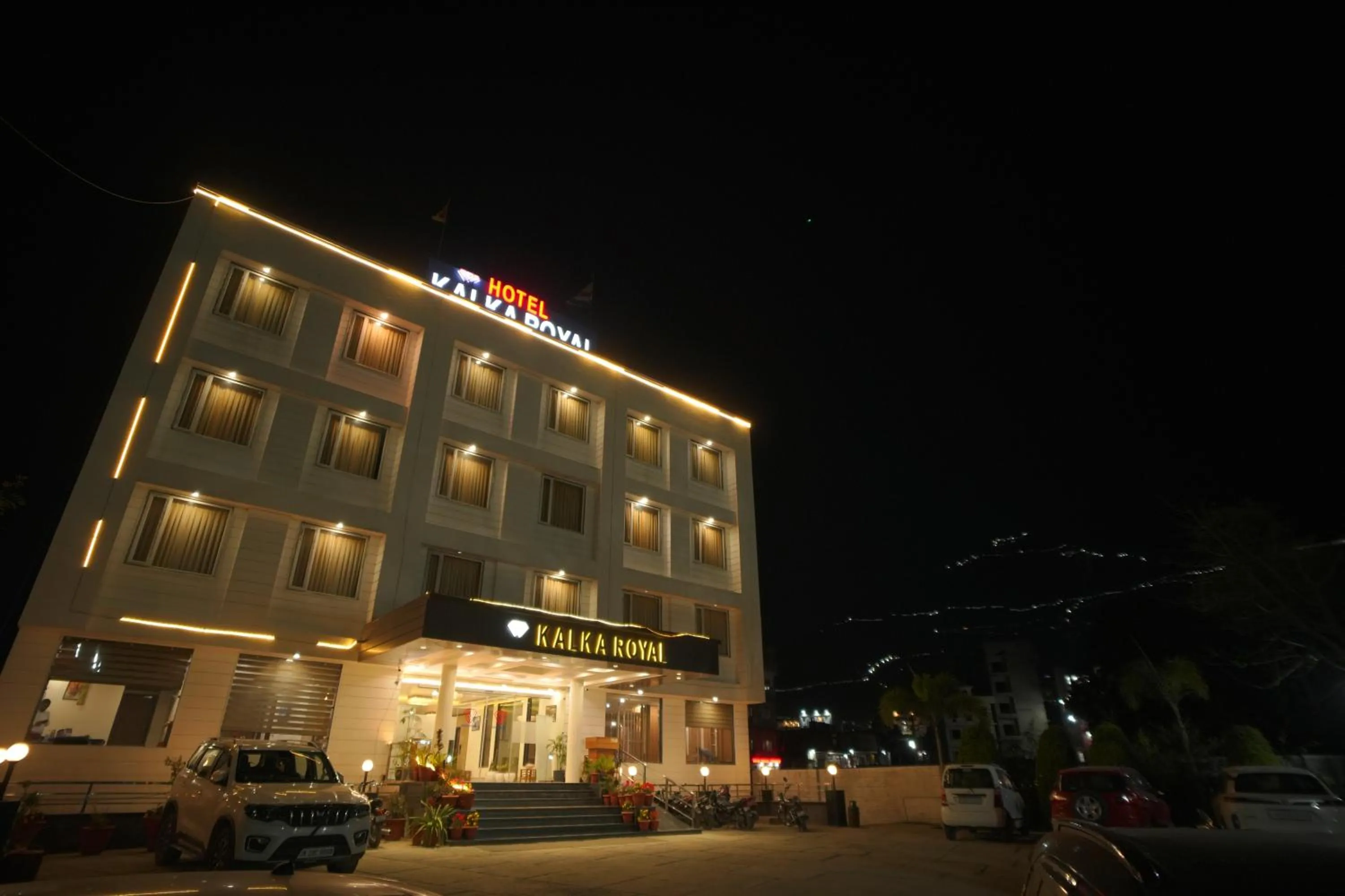 Night in Hotel Kalka Royal