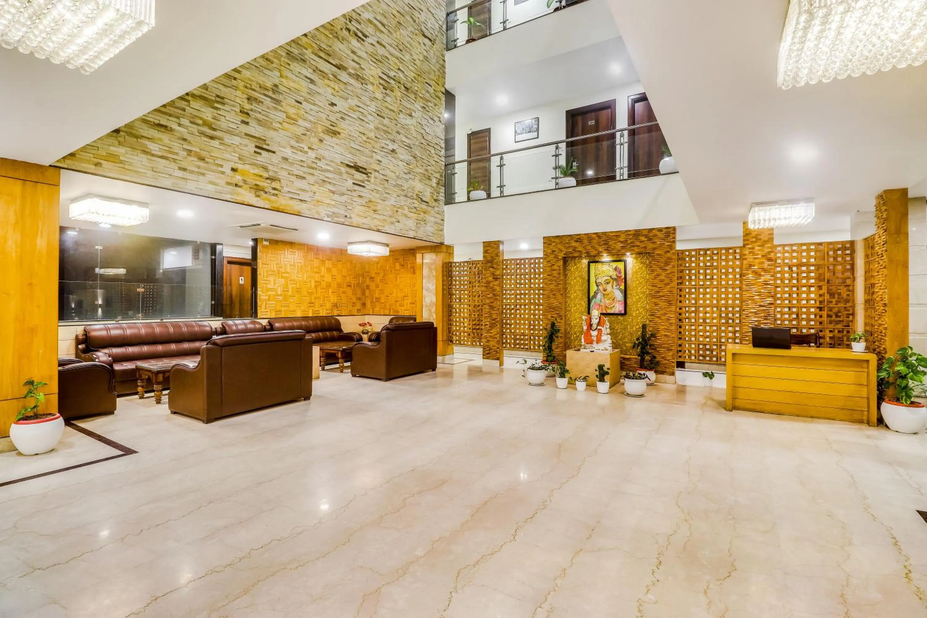 Lobby or reception in Hotel Kalka Royal