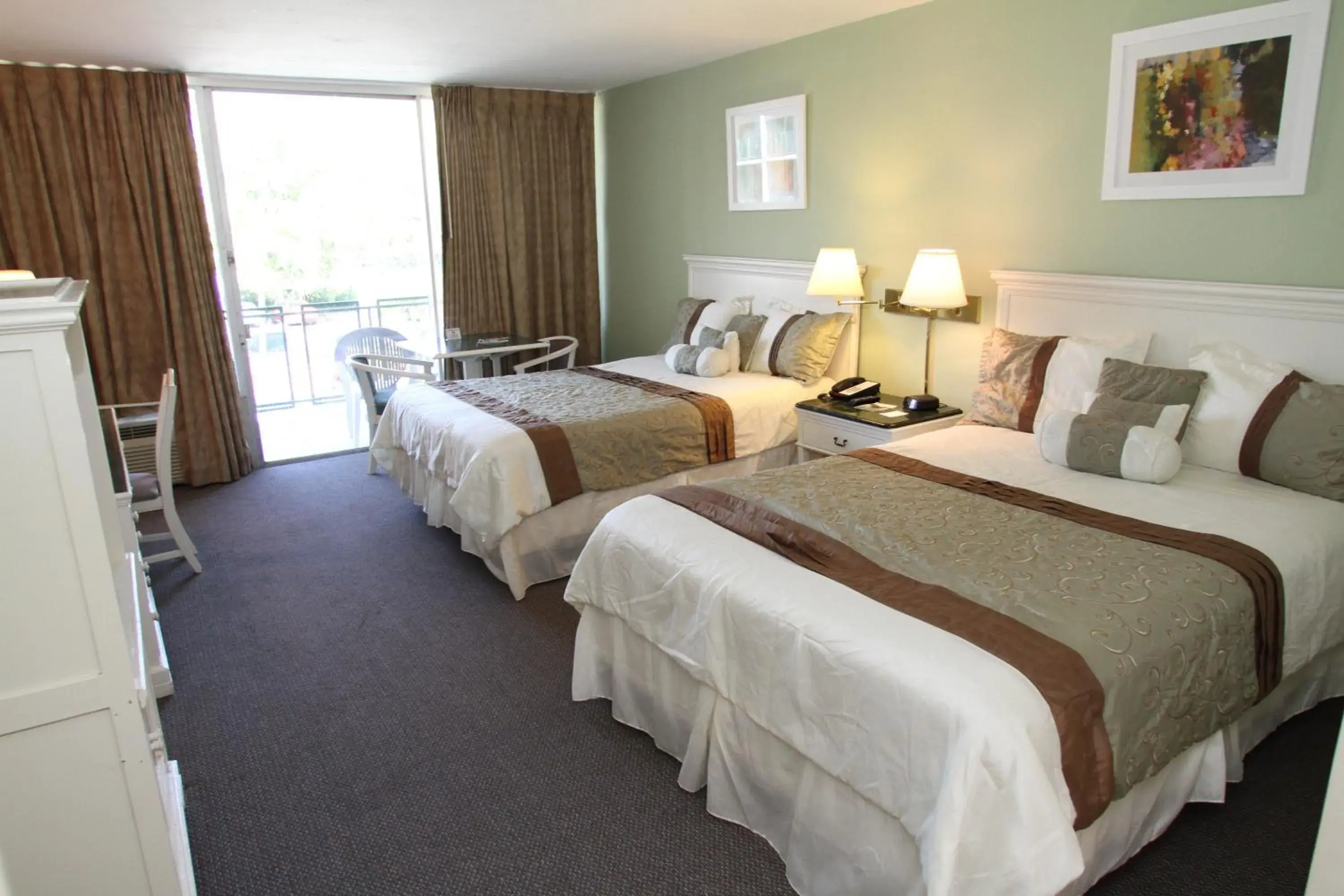 Bedroom, Bed in Hotel Chateaubleau Bedroom, Bed in Hotel Chateaubleau