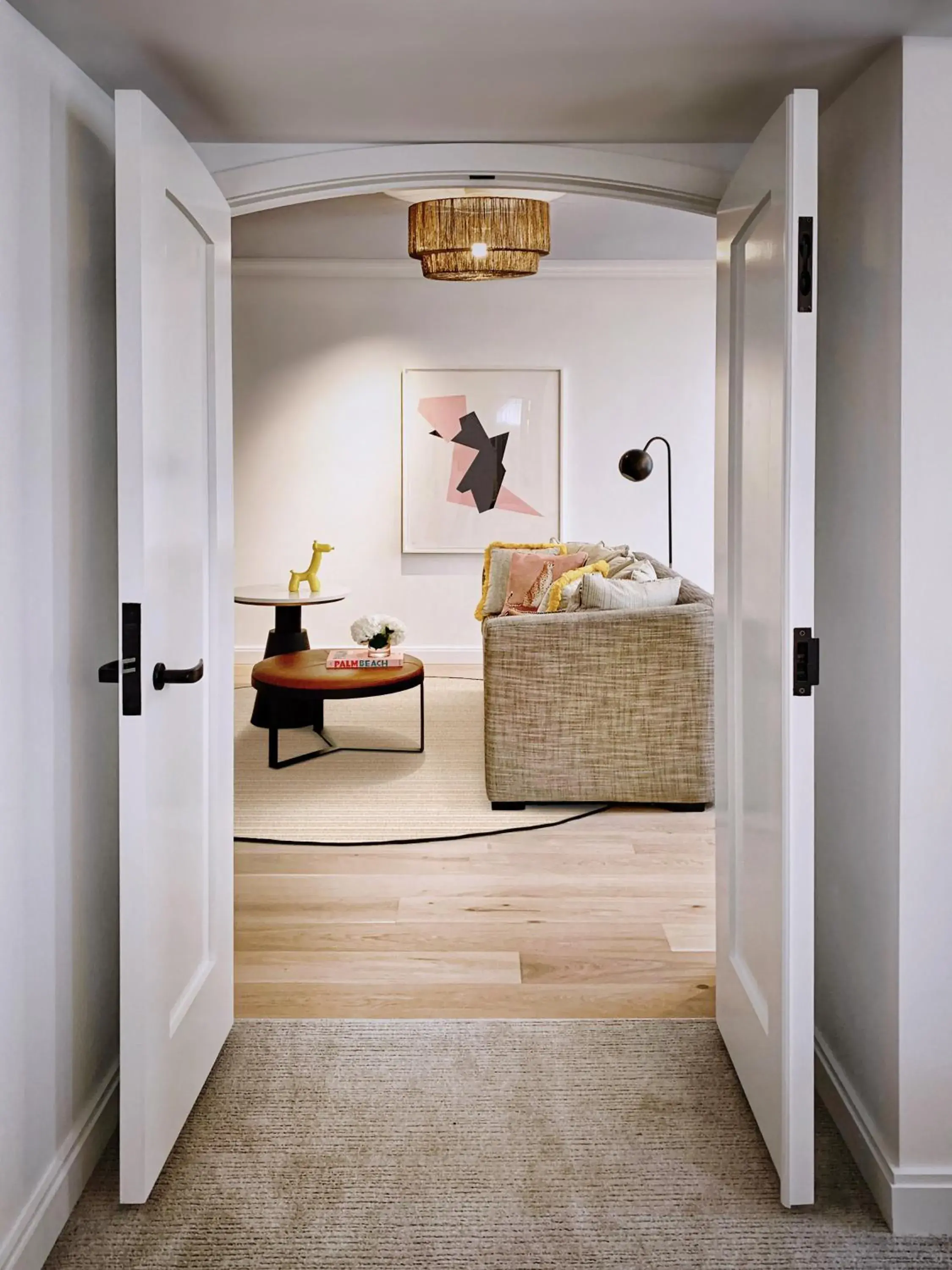 Seating area, Bed in White Elephant Palm Beach Seating area, Bed in White Elephant Palm Beach