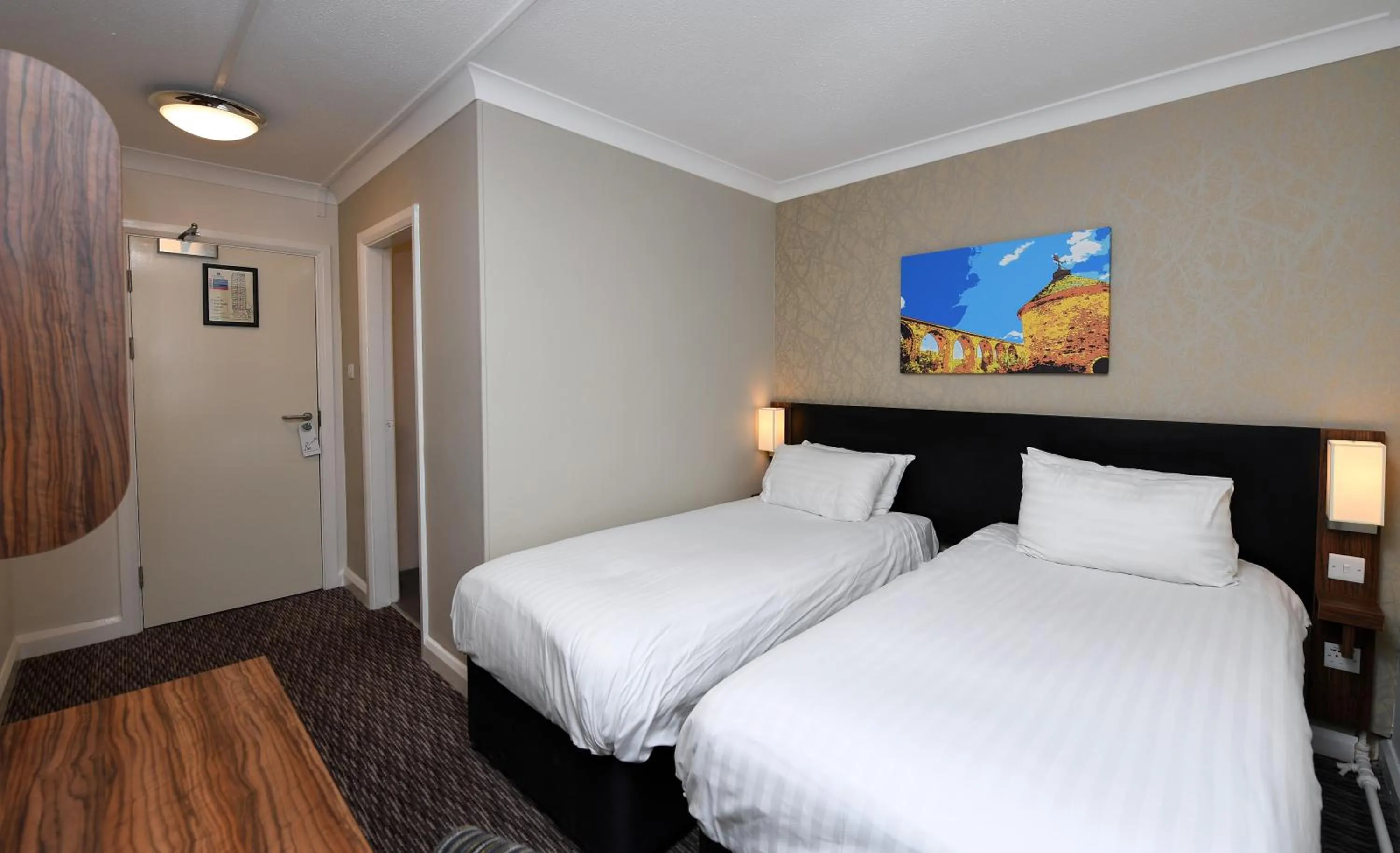 Bedroom, Bed in Wynnstay Arms, Wrexham by Marston's Inns