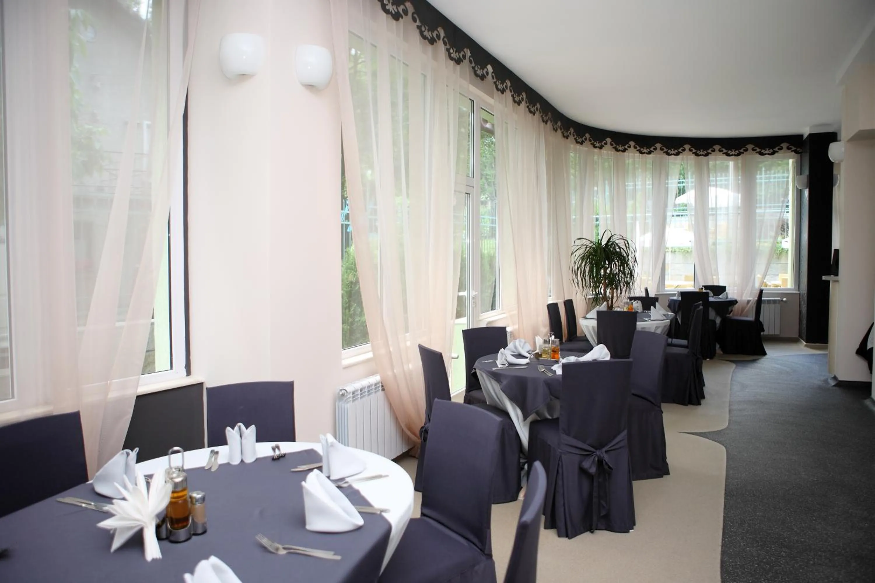 Family Hotel Diana