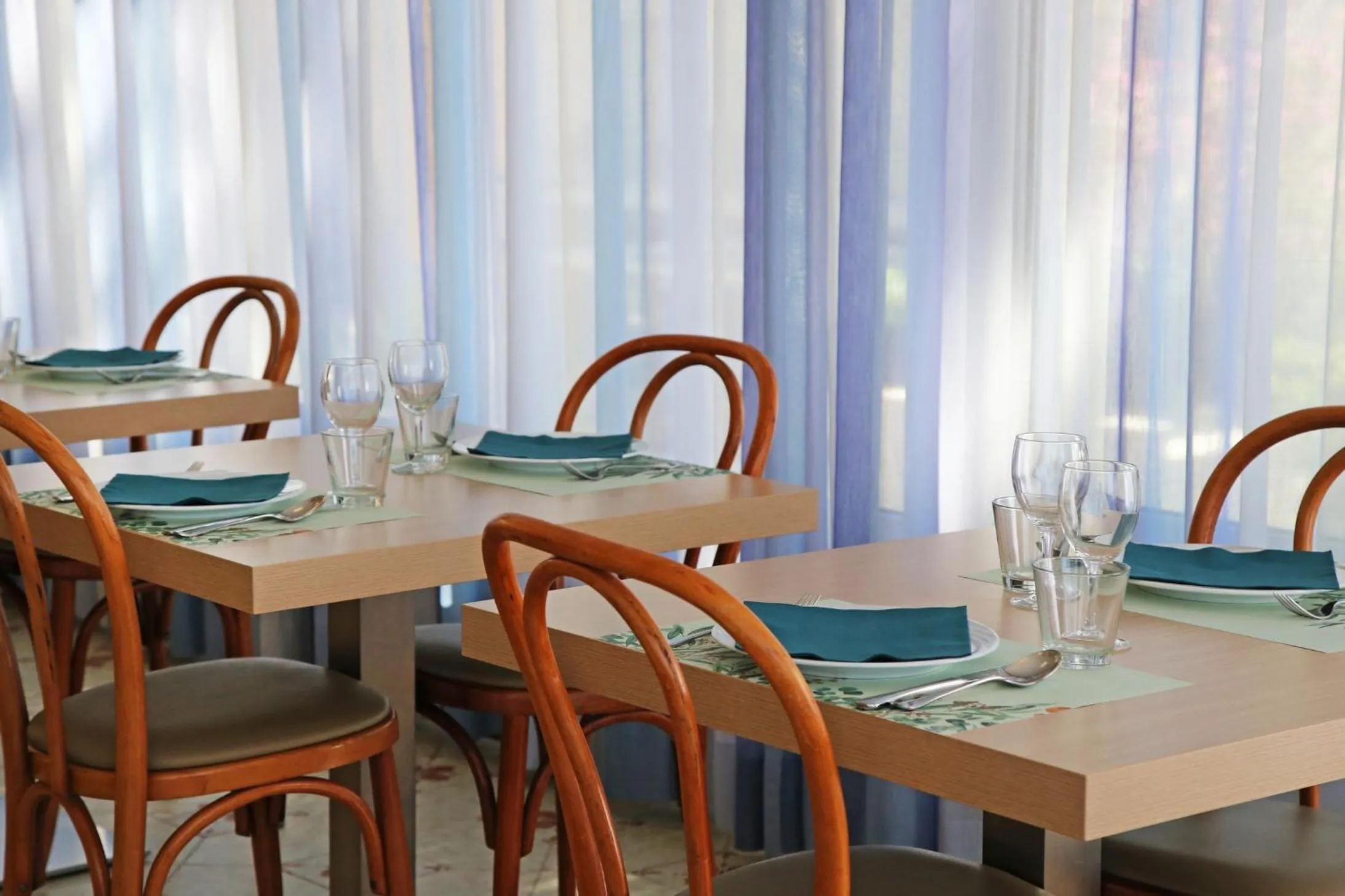 Restaurant/places to eat in Hotel Norma