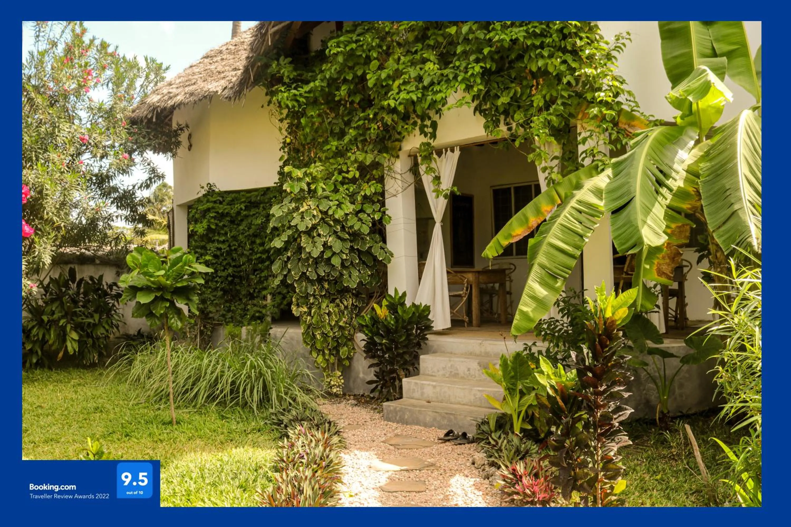 Property building in Villa Kiota