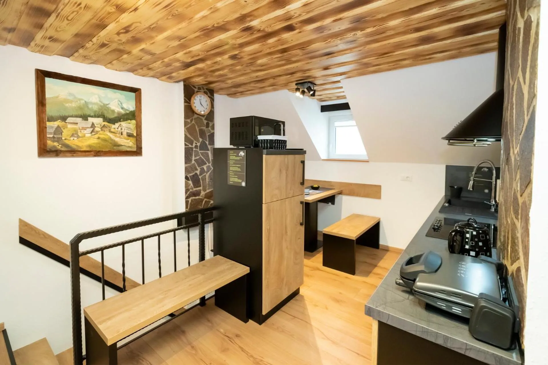 Kitchen or kitchenette, Bed in Apartments Alp