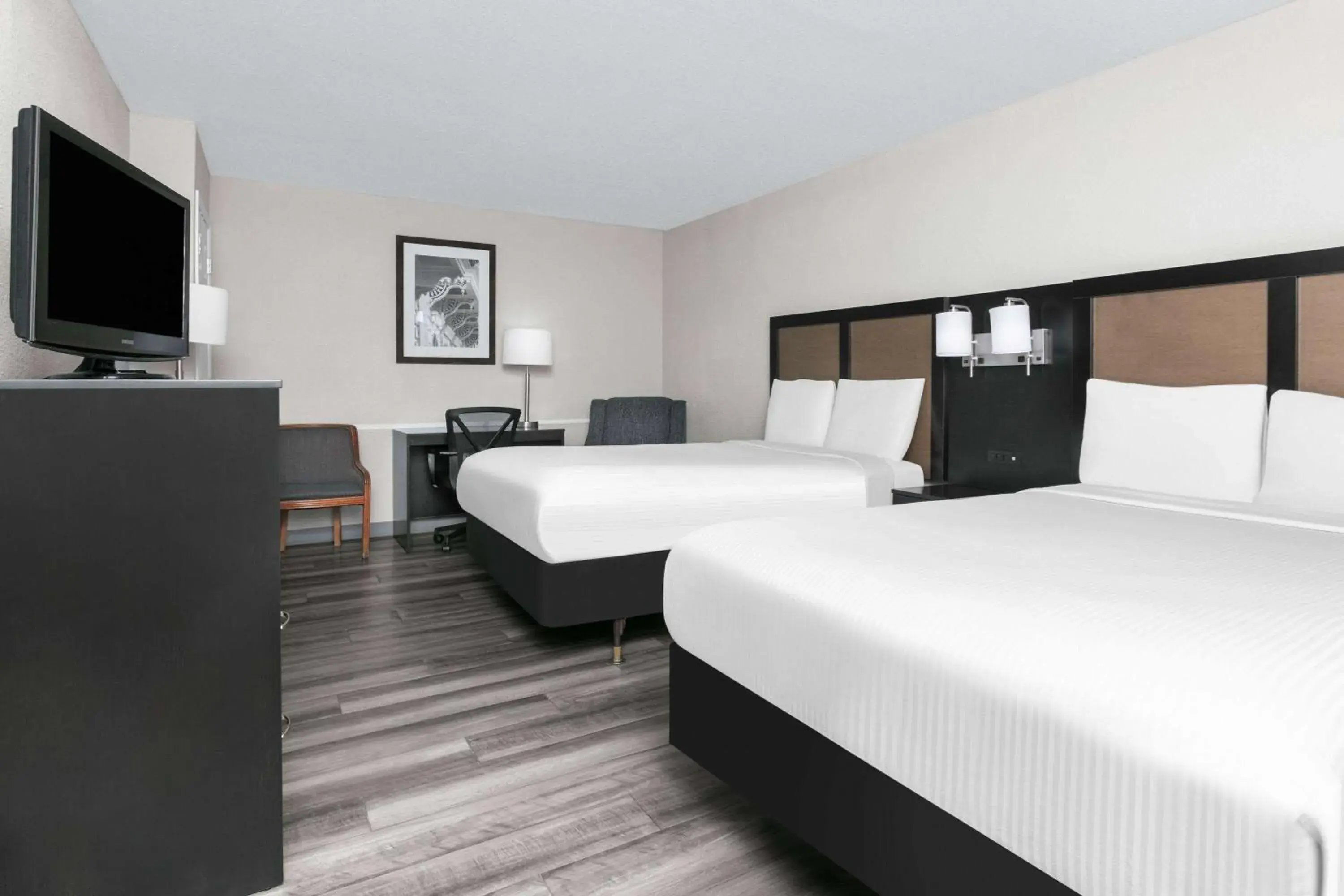 Deluxe Double Room with Two Double Beds in Baymont by Wyndham Austin University Area Deluxe Double Room with Two Double Beds in Baymont by Wyndham Austin University Area