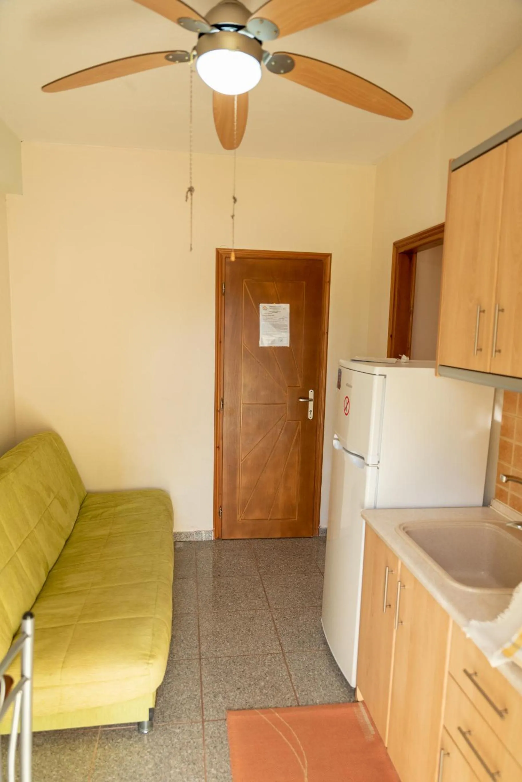 Classic Quadruple Room in Nikos Apartments