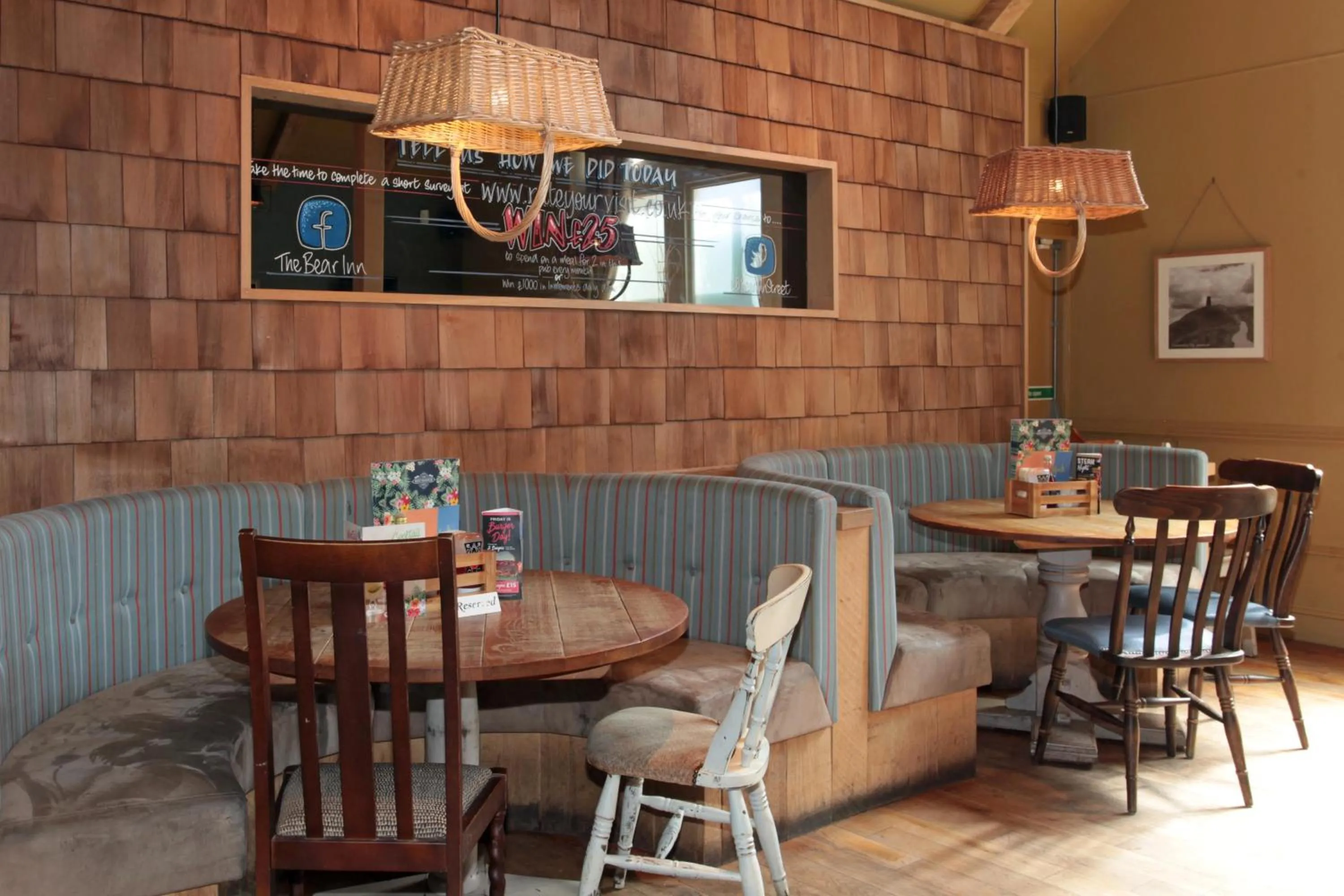 Restaurant/places to eat in Bear Inn, Somerset by Marston's Inns