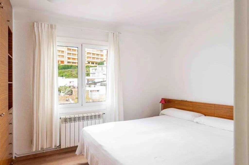 Bedroom, Bed in Santa Llucia Apartaments