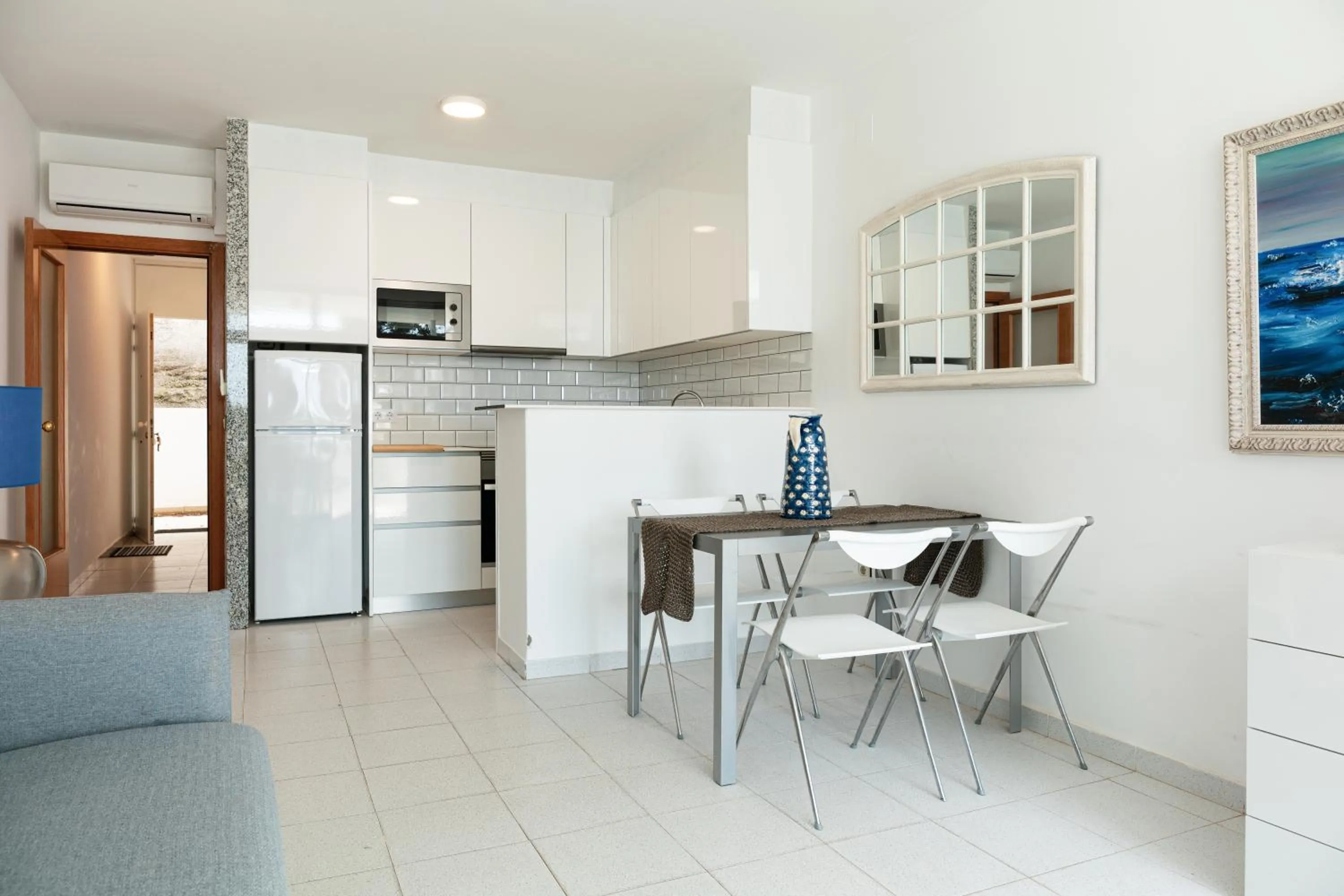 Kitchen or kitchenette in Santa Llucia Apartaments
