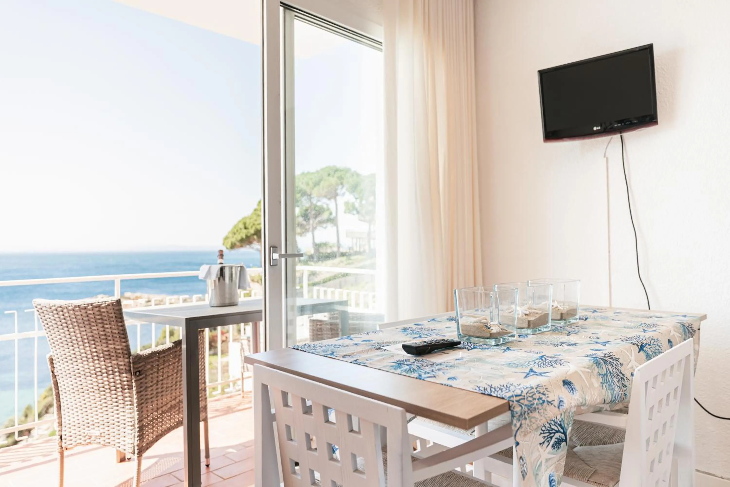 Dining area in Santa Llucia Apartaments