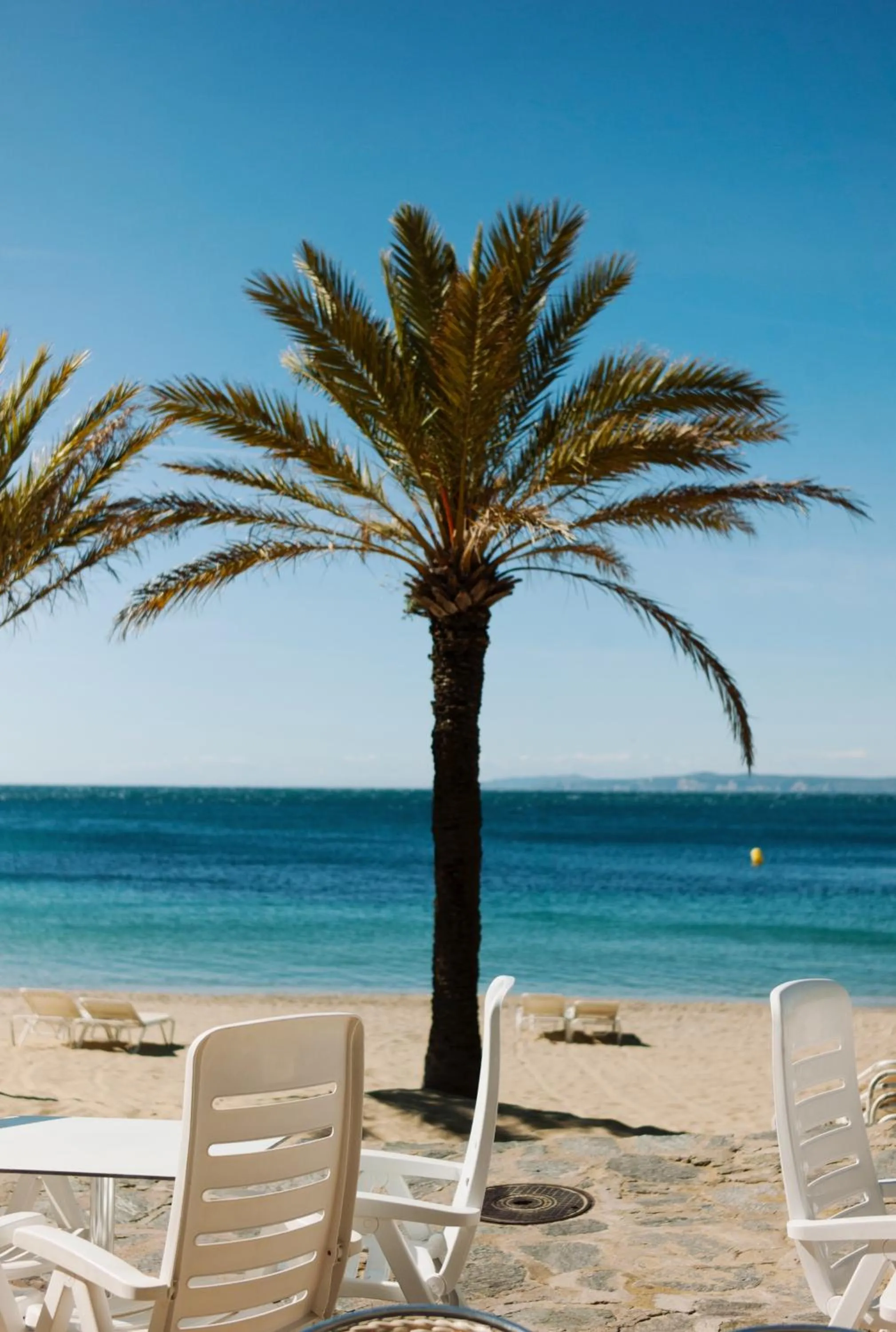Beach in Santa Llucia Apartaments