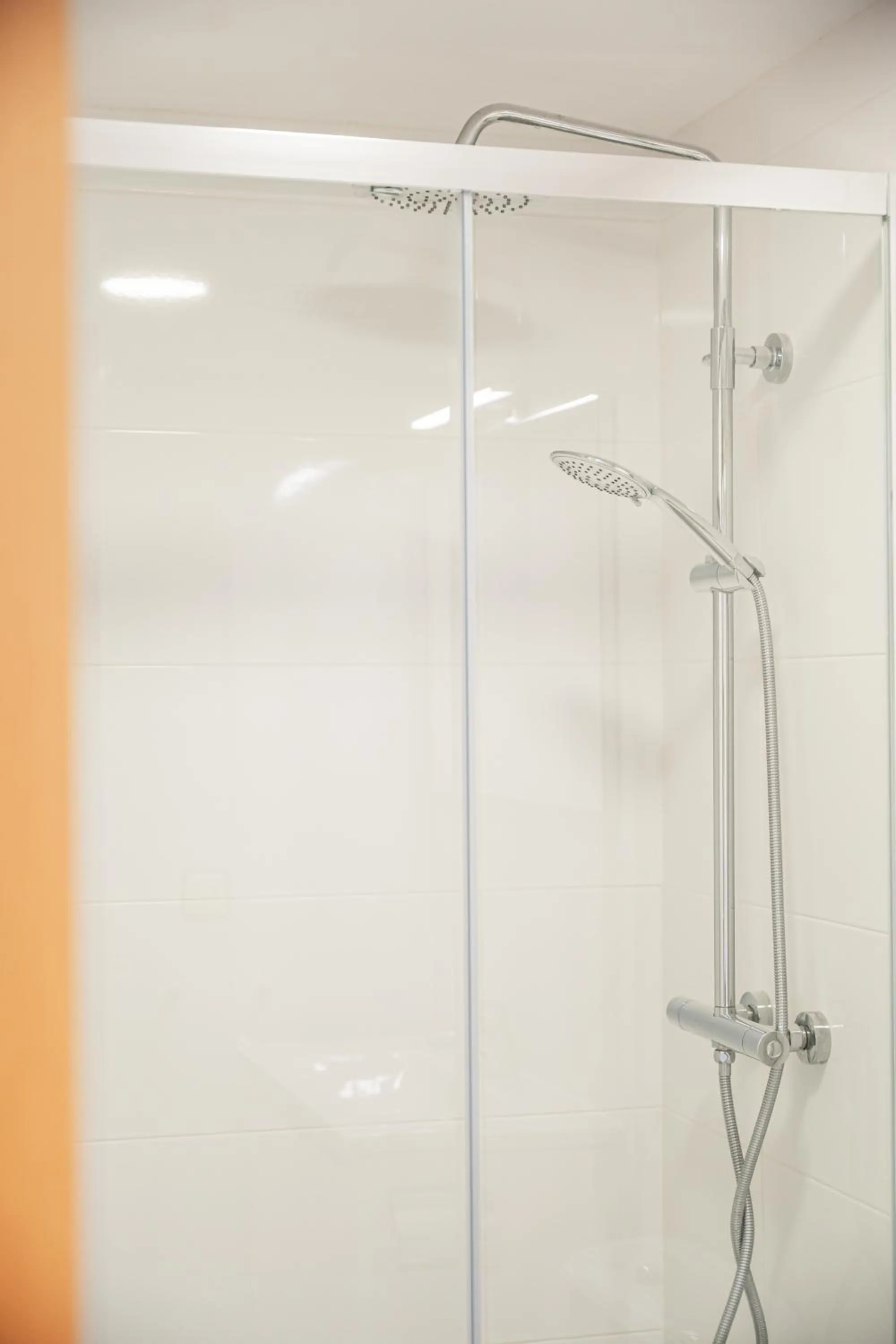Shower in Santa Llucia Apartaments
