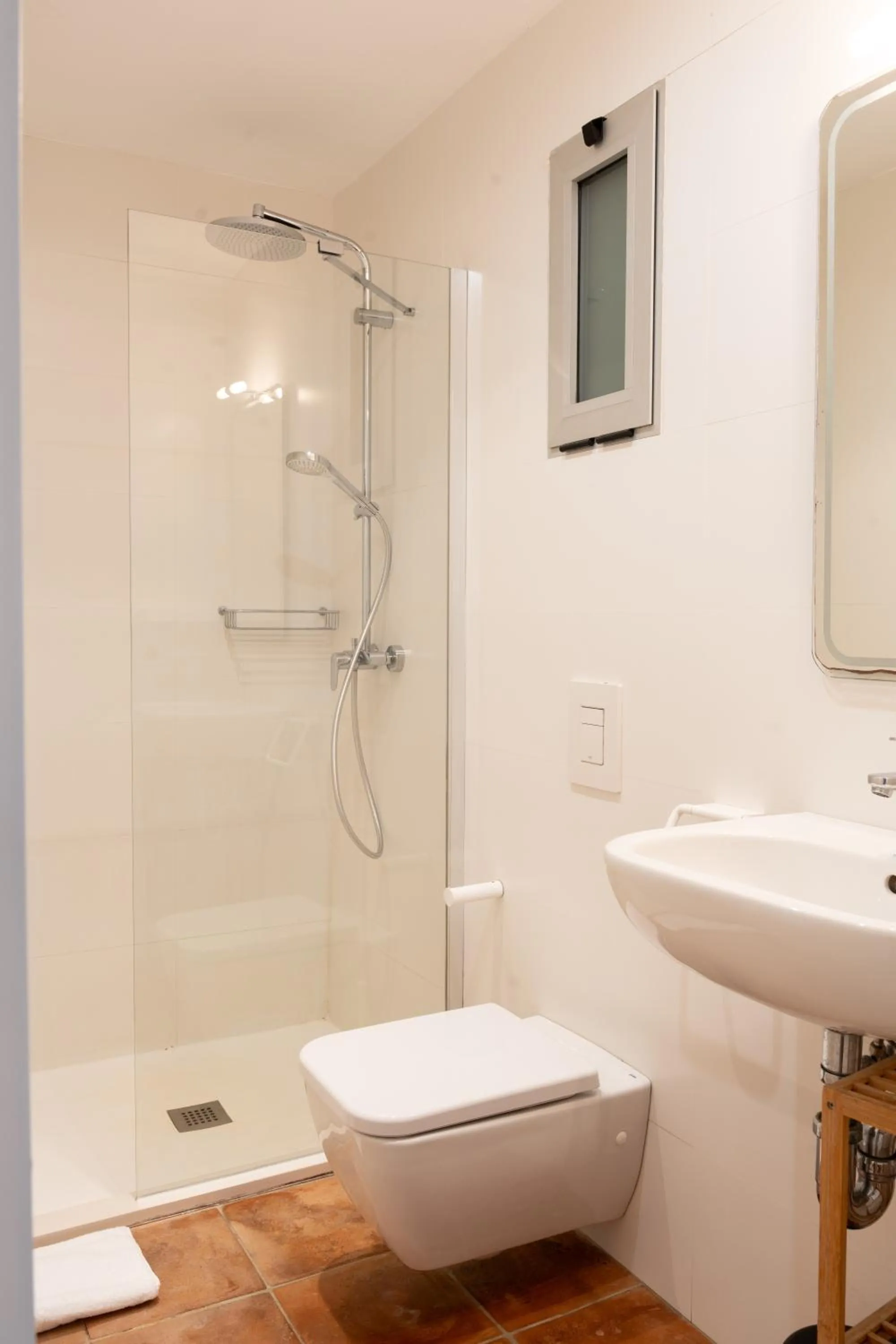 Shower in Santa Llucia Apartaments