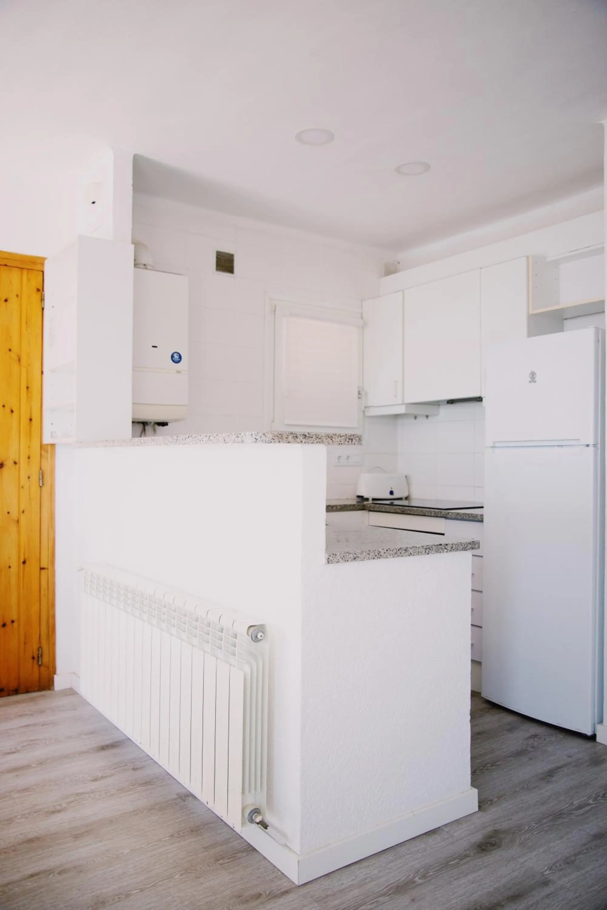 Kitchen or kitchenette in Santa Llucia Apartaments