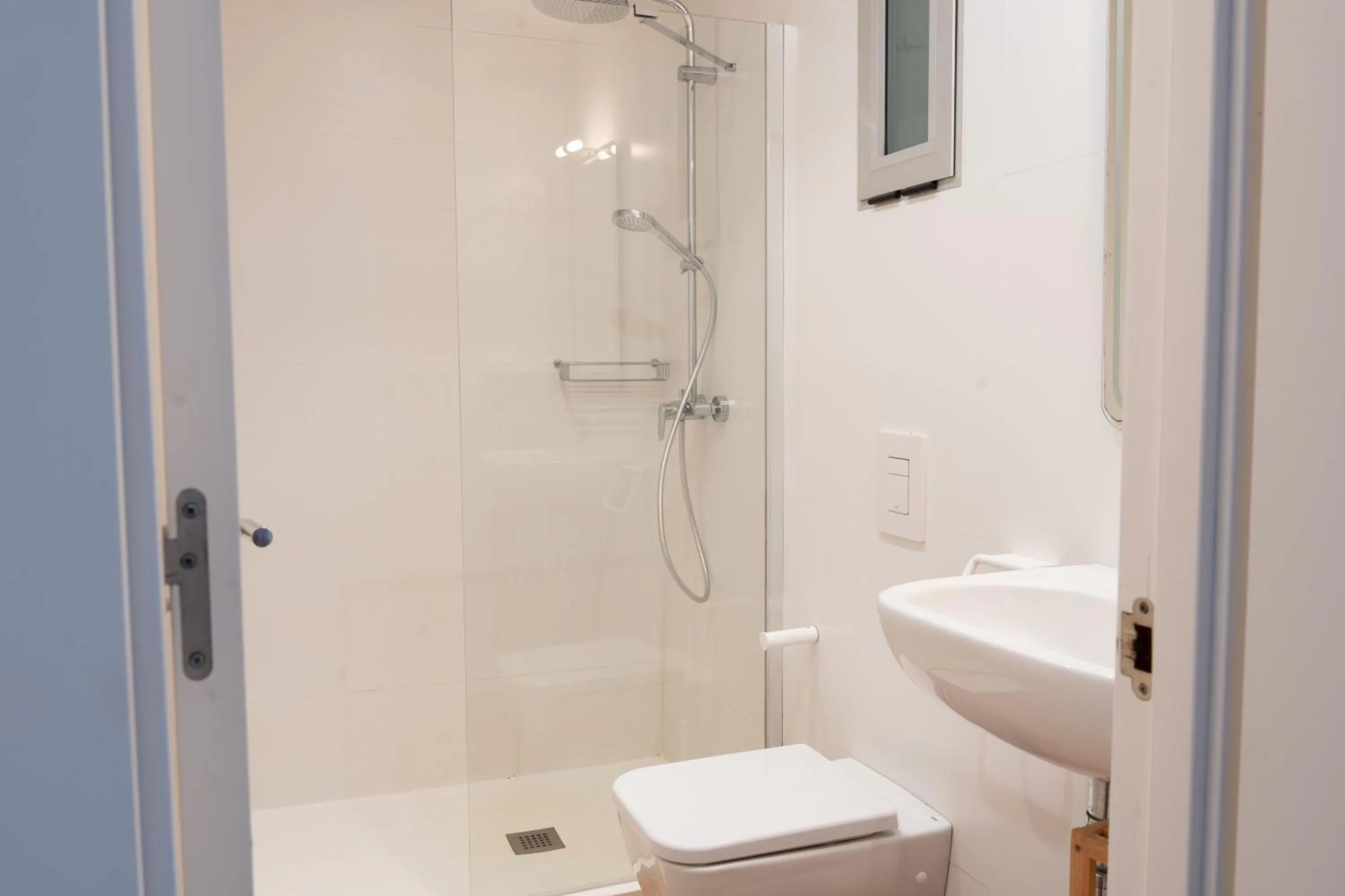 Shower in Santa Llucia Apartaments