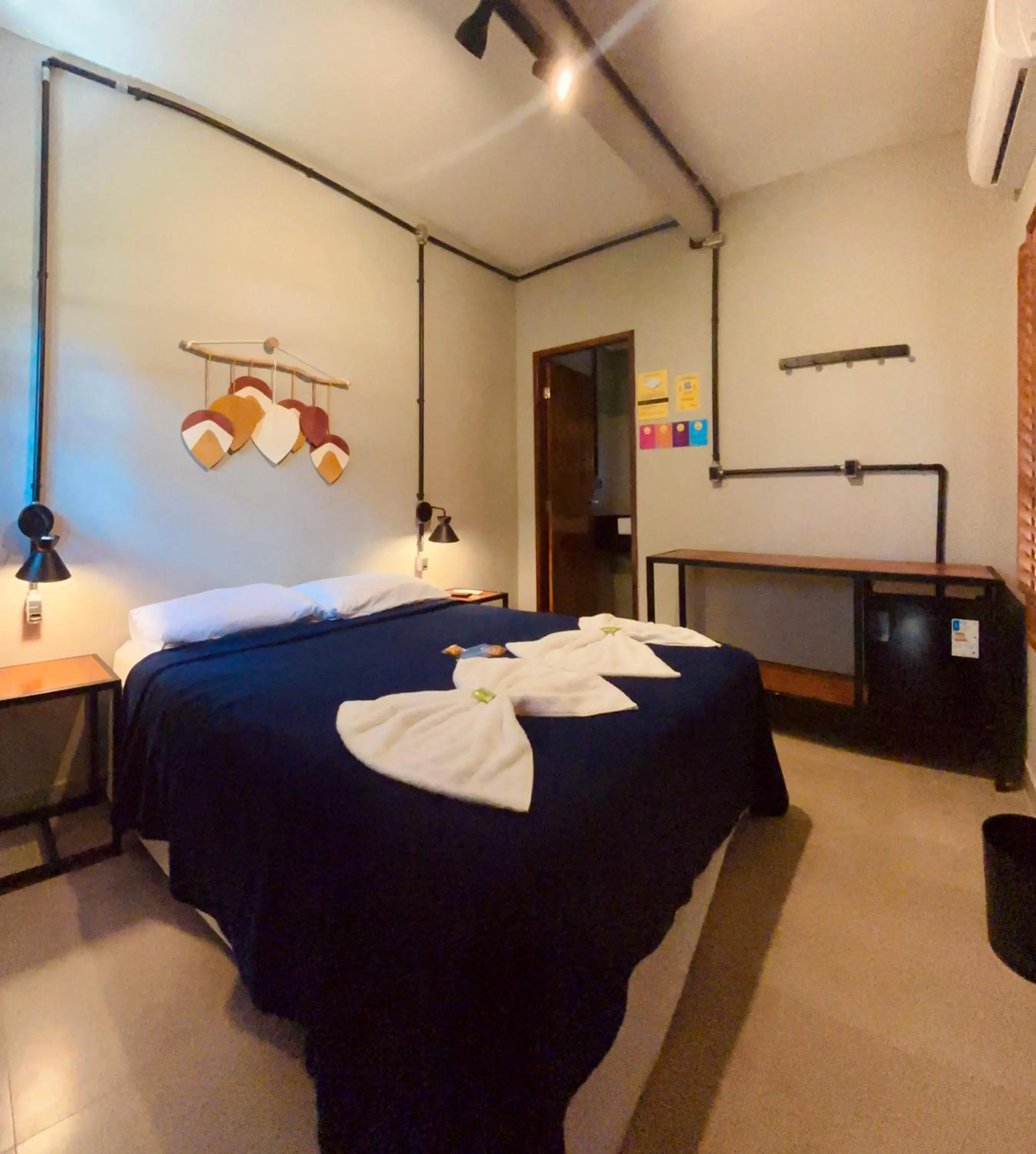Photo of the whole room, Bed in Pousada Brisa Do Porto