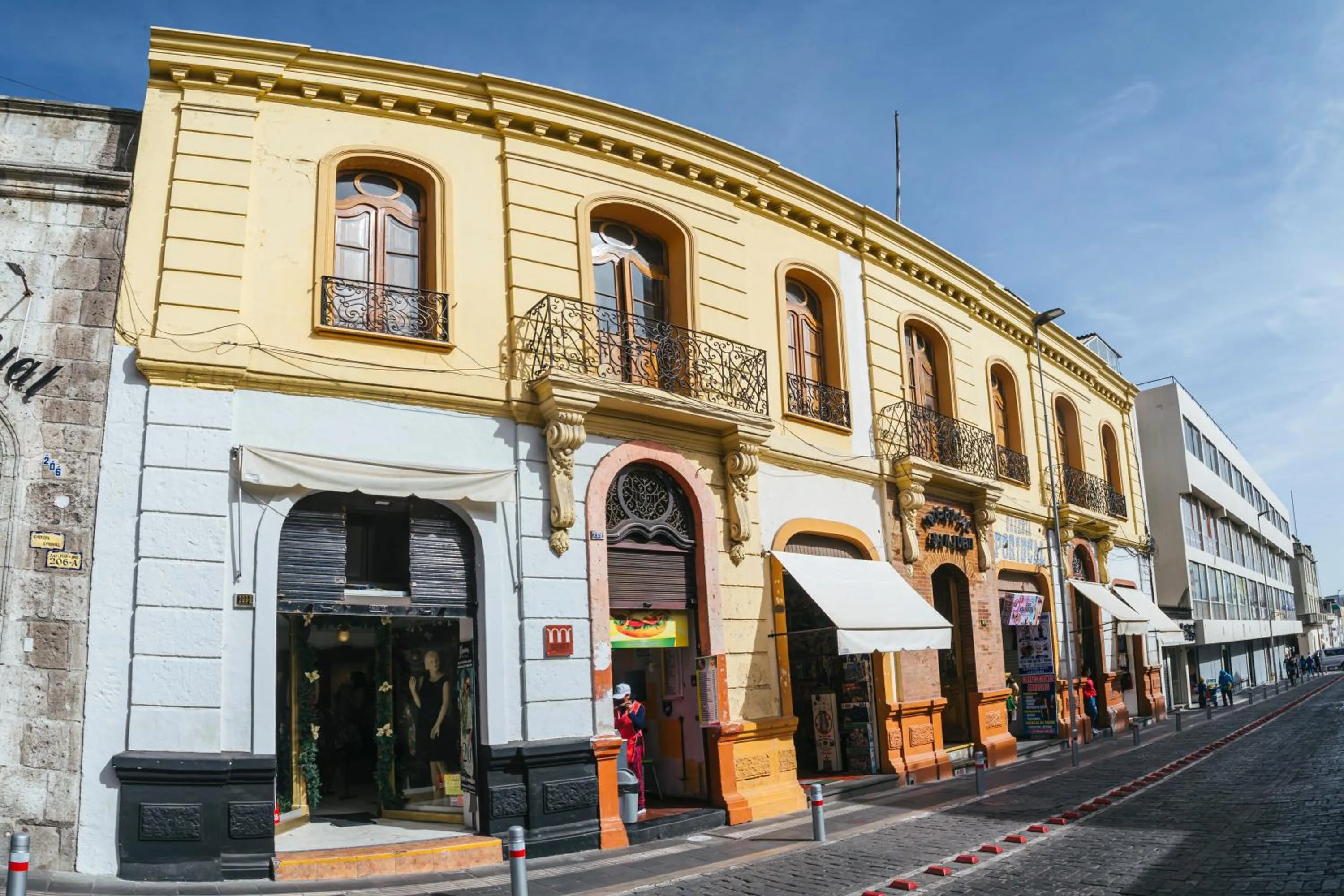 Facade/entrance in Posada San Juan