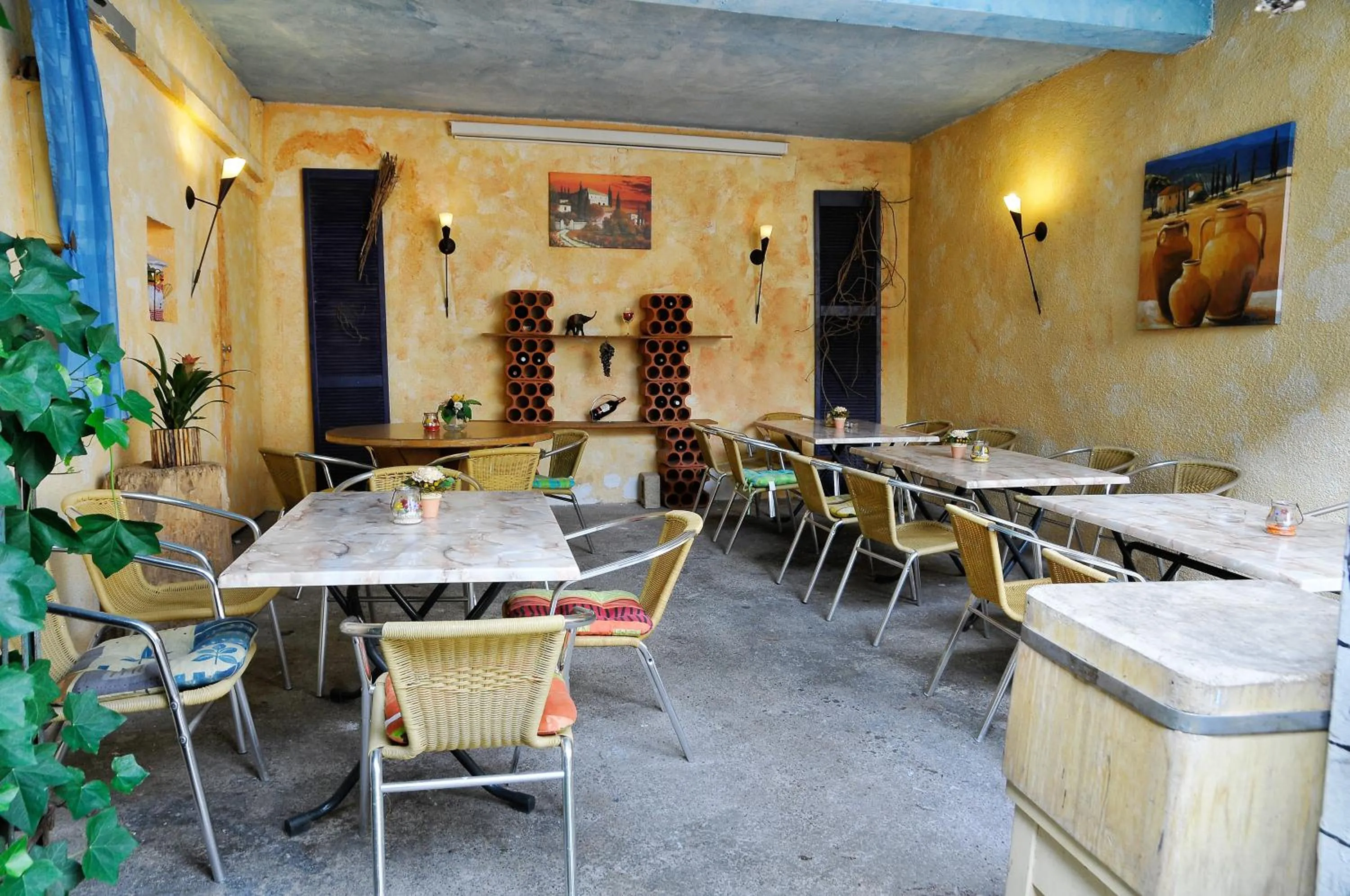 Restaurant/places to eat in Hotel Nothwang