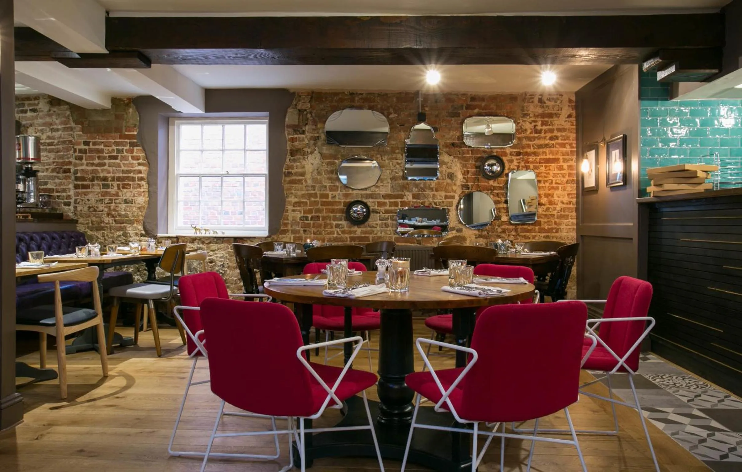 Restaurant/places to eat in The Elephant at the Market