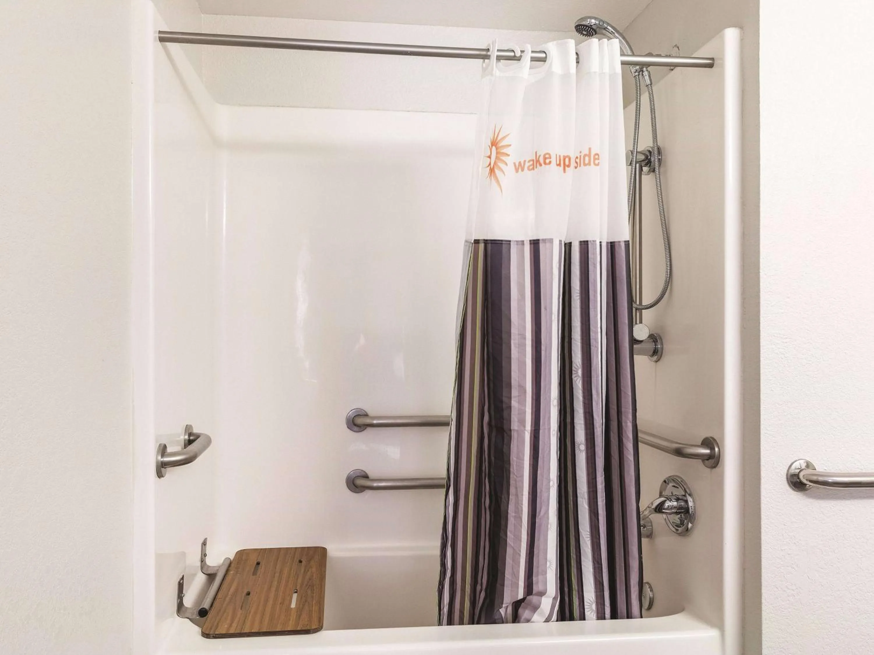 Photo of the whole room in La Quinta Inn & Suites by Wyndham San Antonio Downtown