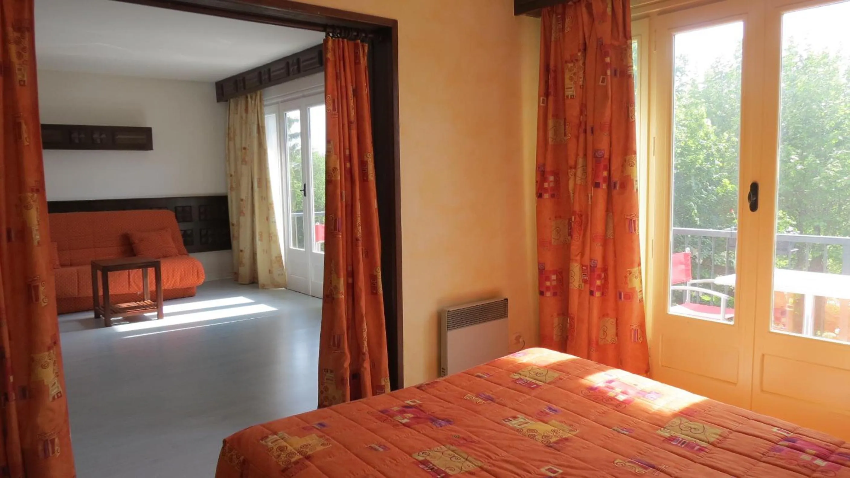 Photo of the whole room, Bed in Logis Hôtel Restaurant Chez Nous